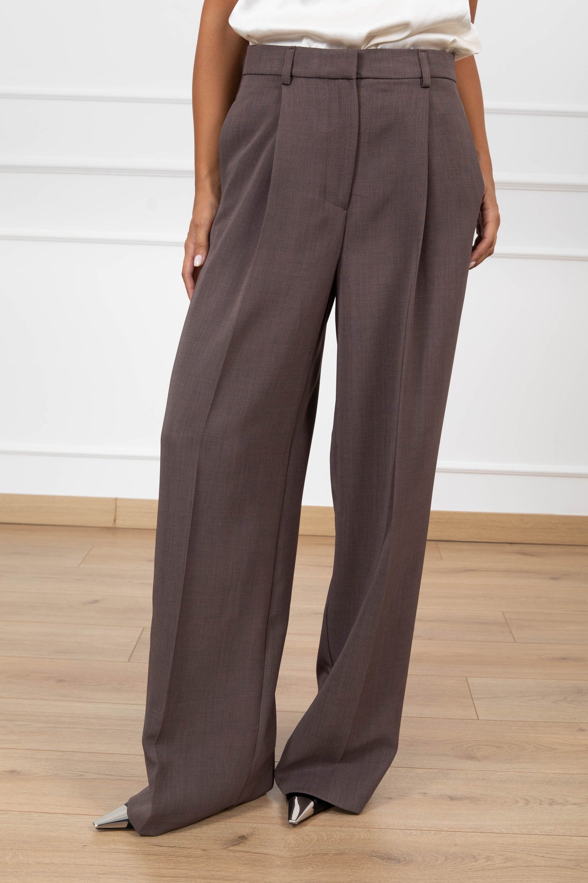 Pantalone sartoriale con pinces variante tortora ViCOLO