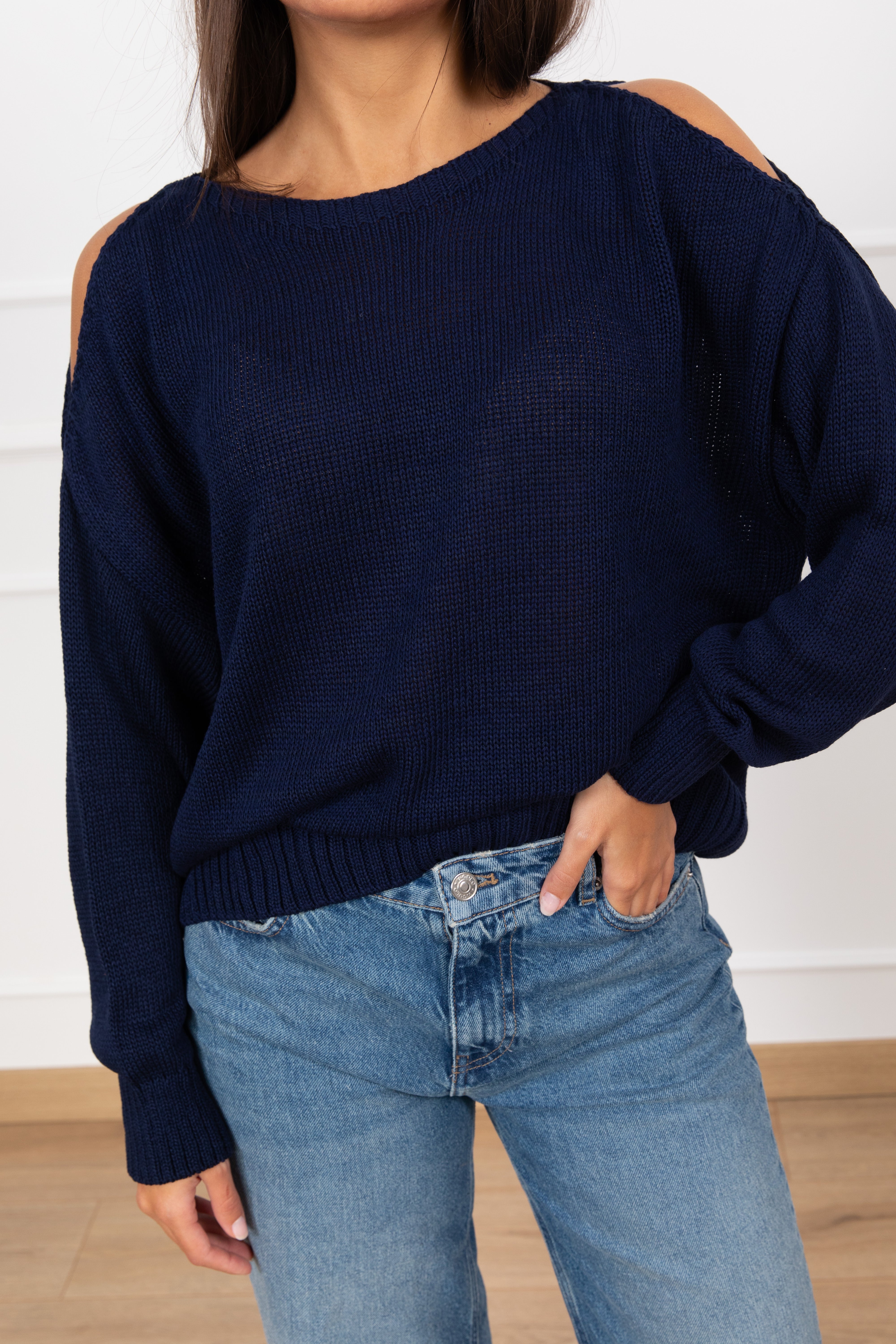 Maglia cut-out con scollo a barchetta Tensione IN