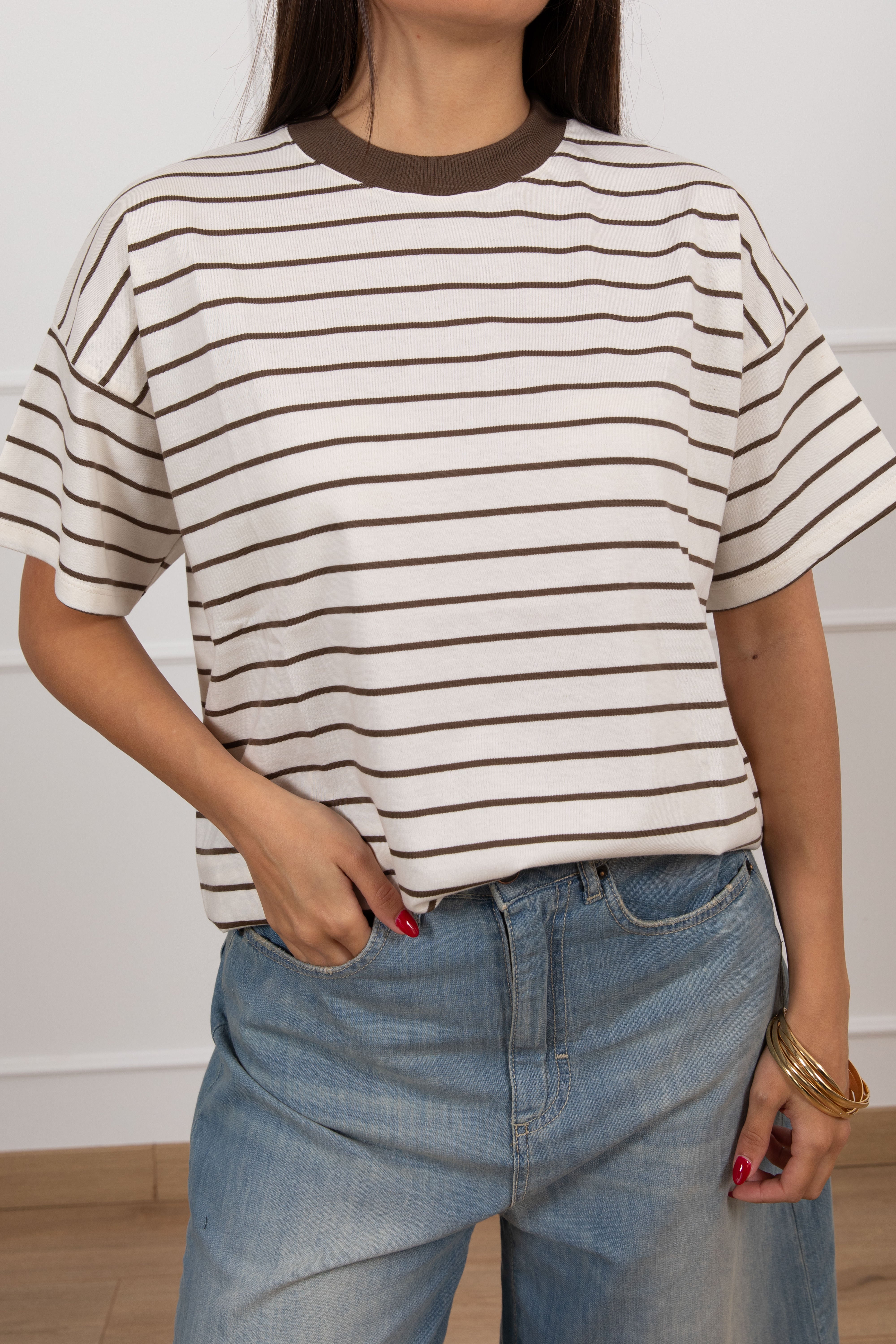 T-shirt scatoletta a righe ViCOLO