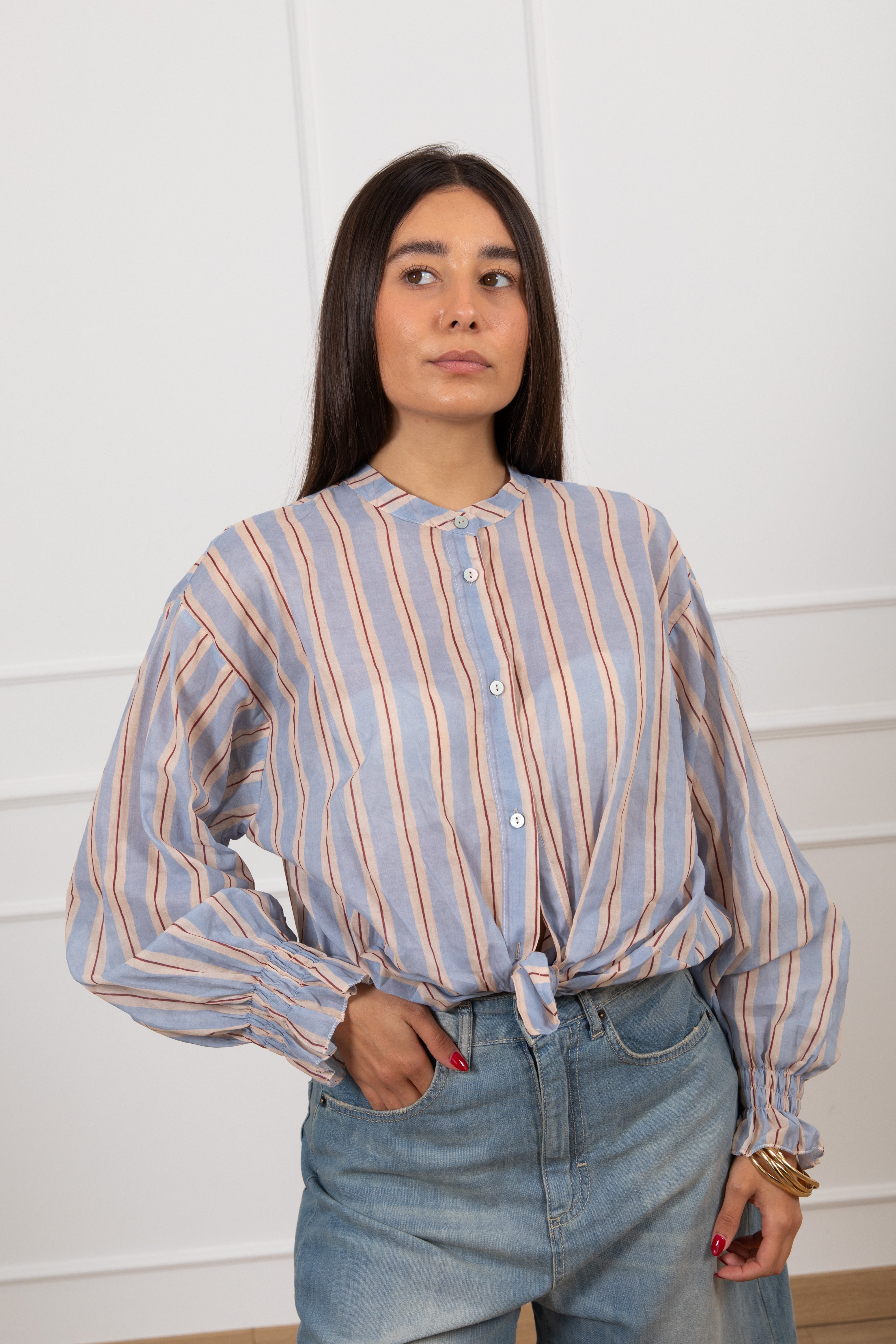 Camicia a righe alternate con collo a coreana Susy Mix