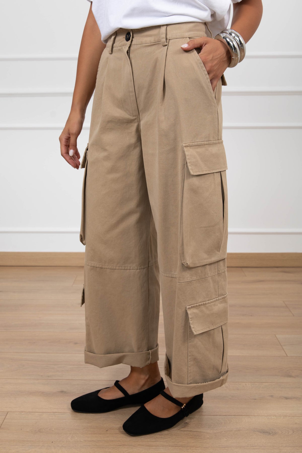 Pantalone cargo con pinces variante beige ViCOLO