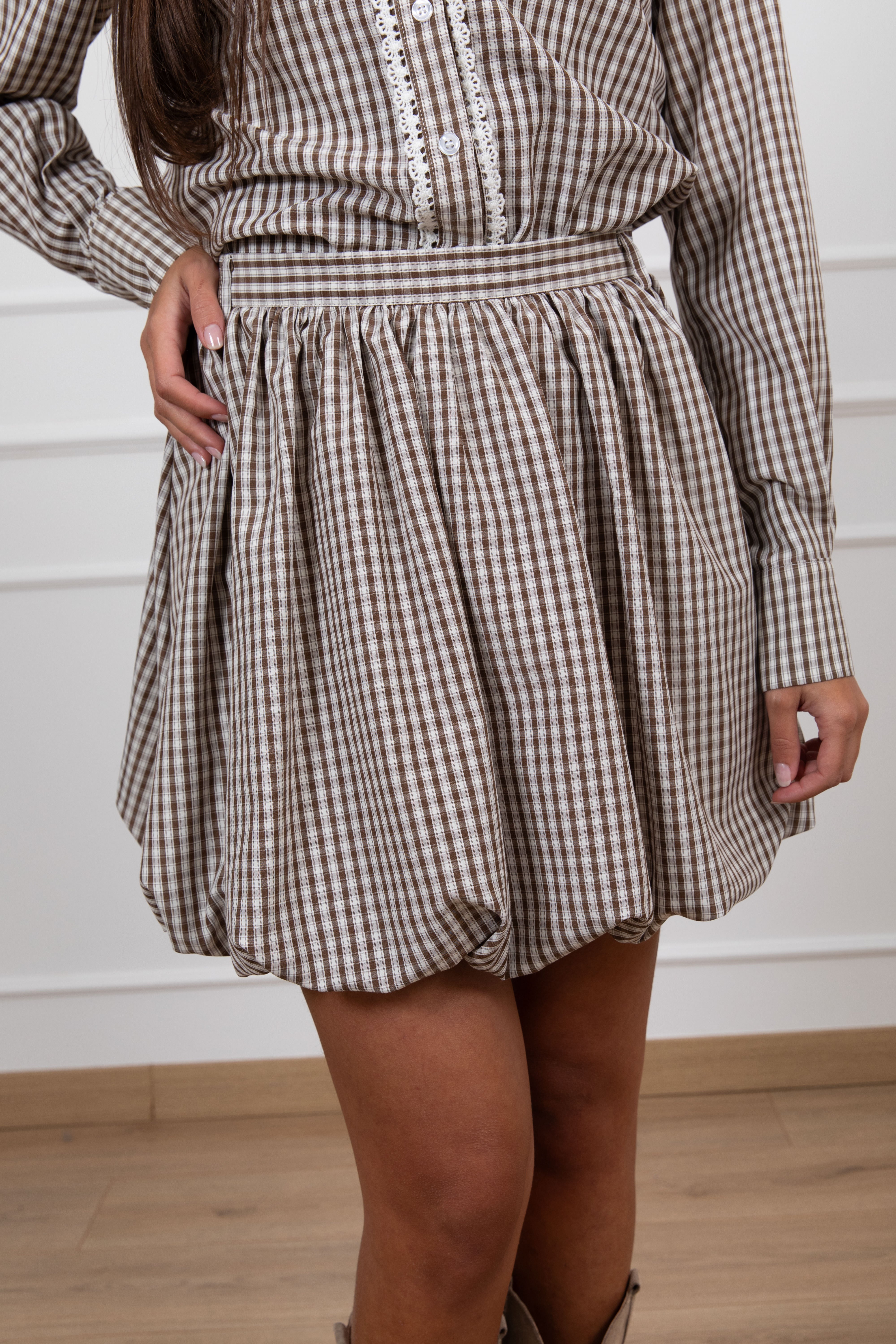 Mini-gonna quadri a palloncino ViCOLO