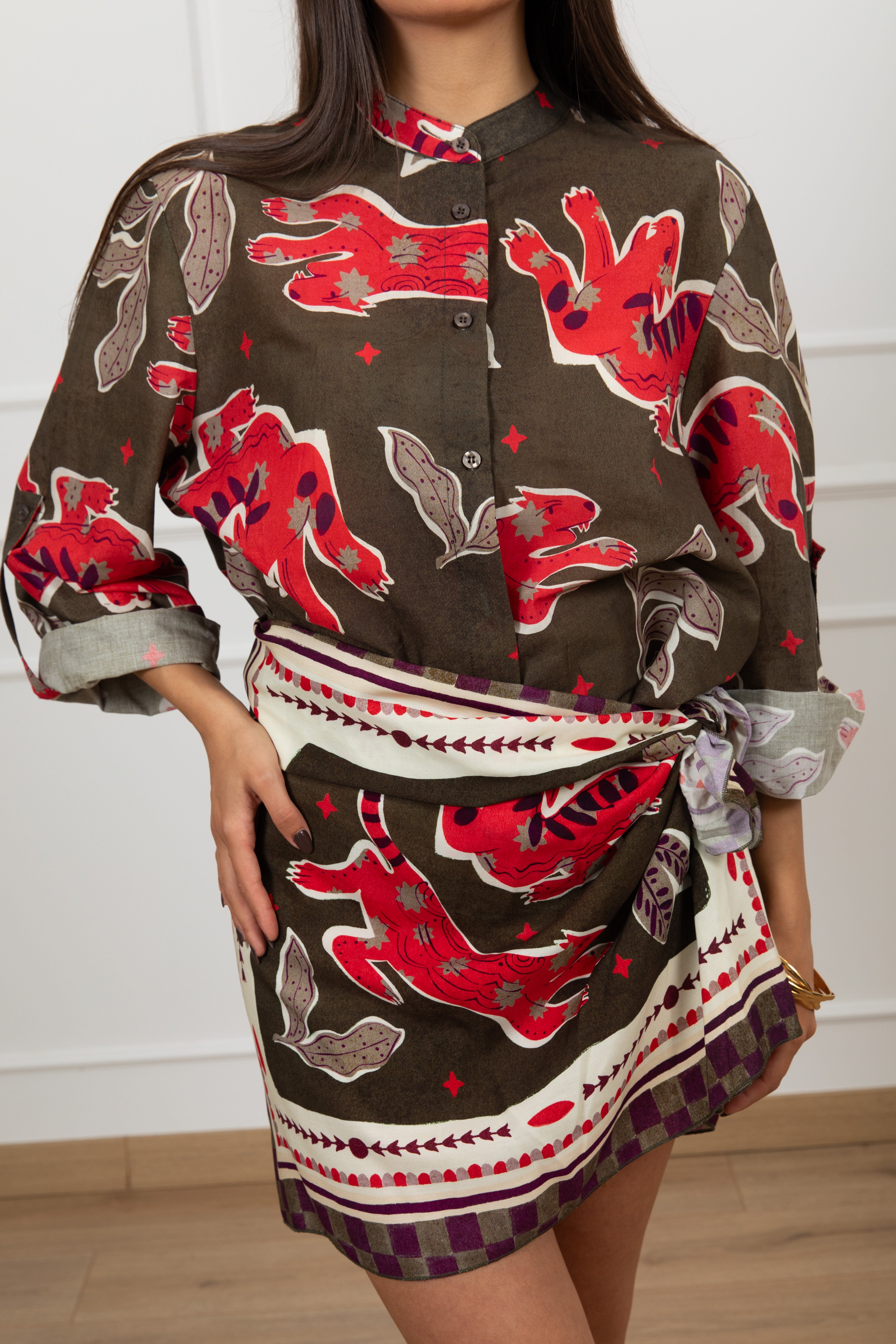 Camicia stampa stilizzata con collo alla coreana Haveone