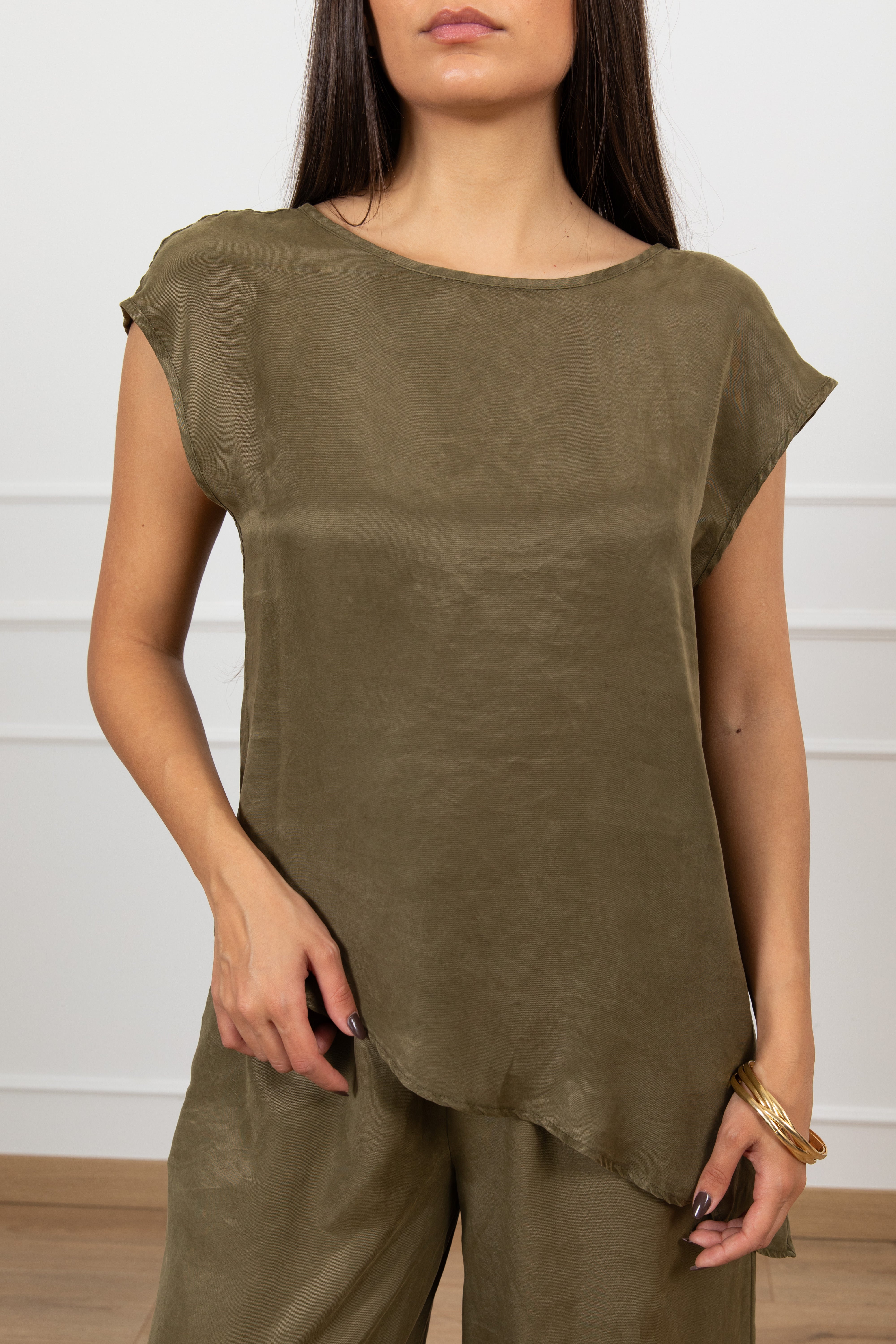 T-shirt asimmetrica in cupro Tensione IN