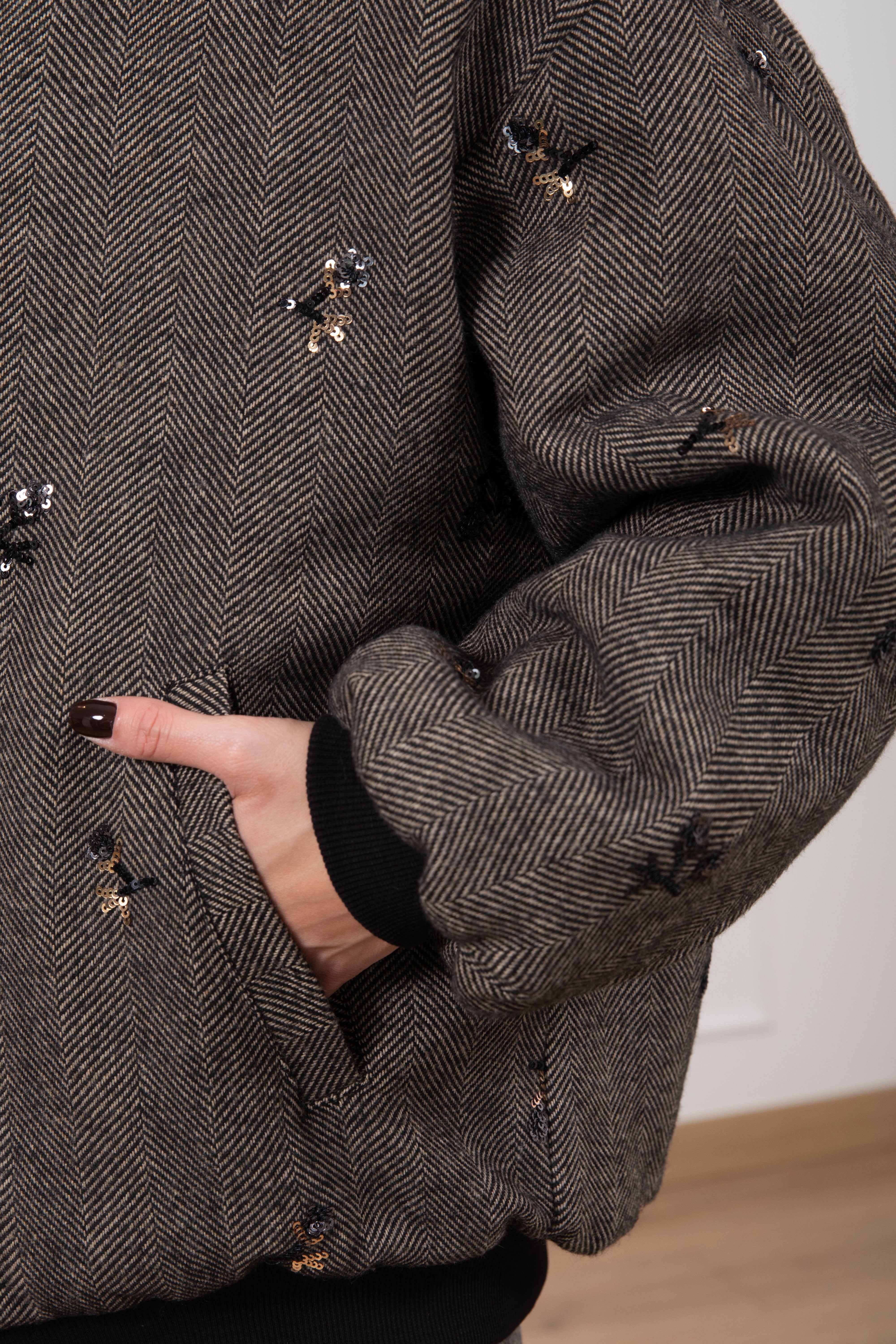Bomber over-size motivo spigato con ricamo paillettes Susy Mix