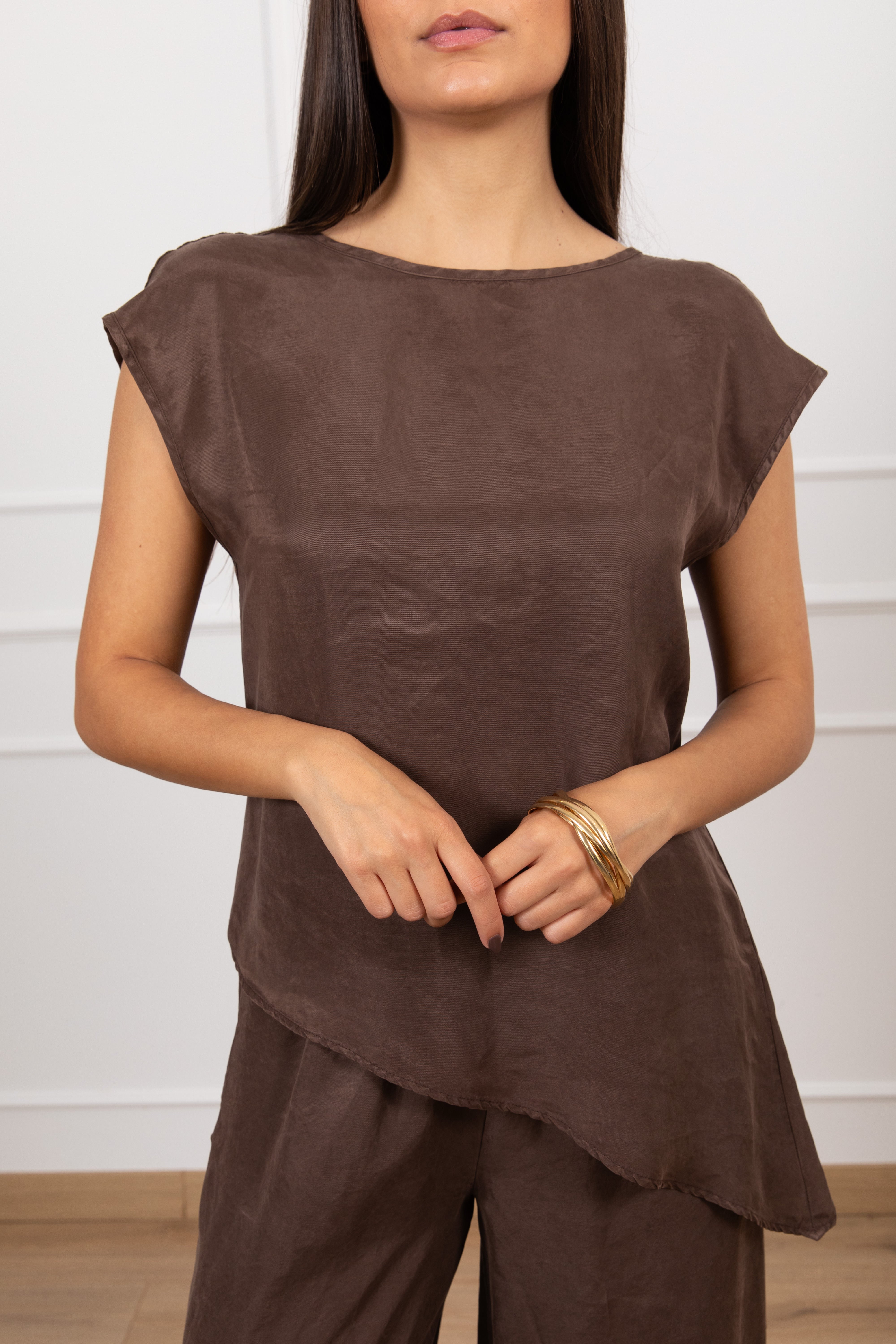 T-shirt asimmetrica in cupro Tensione IN