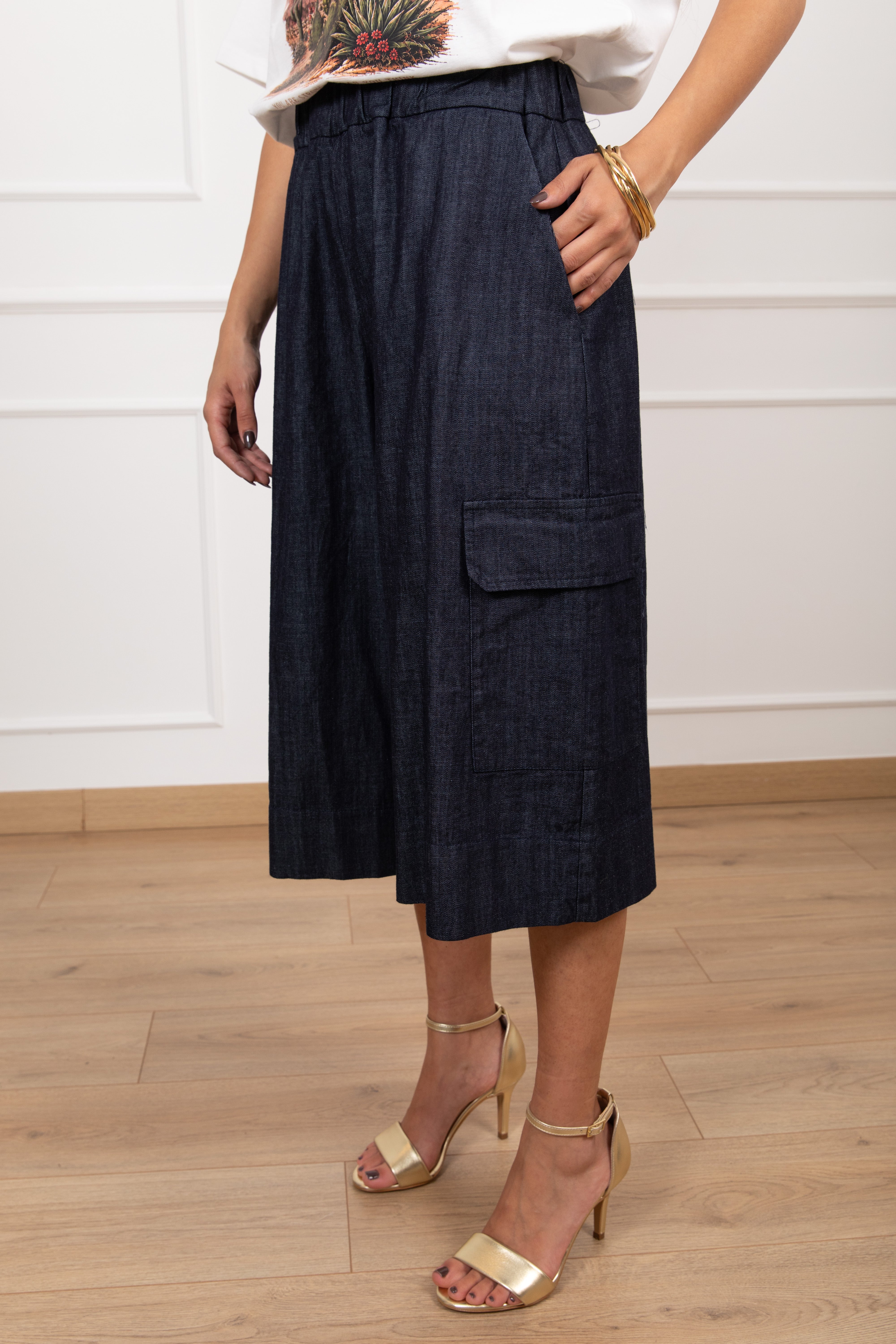 Bermudone cargo con elastico in chambrix blu scuro Tensione IN