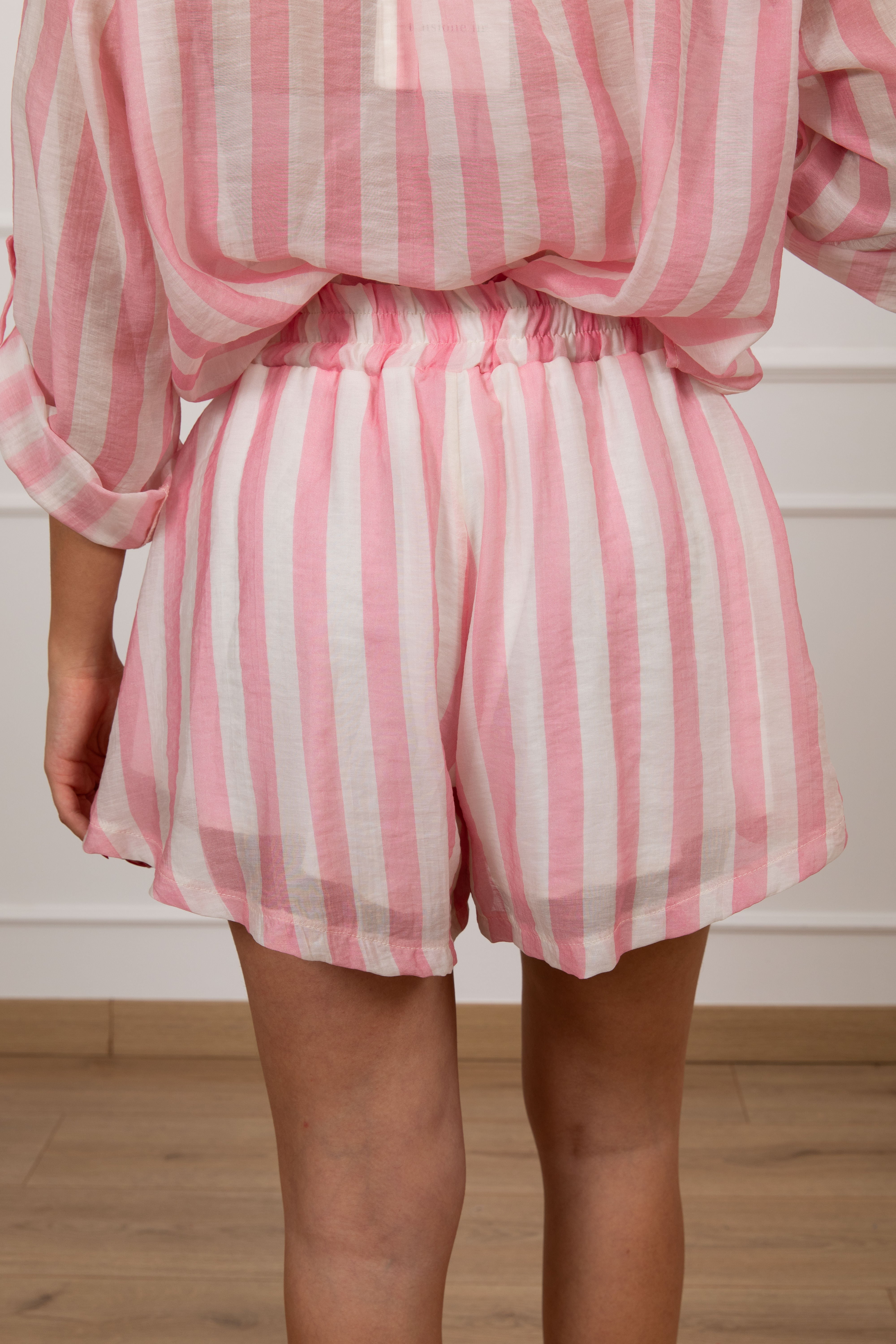 Shorts a righe con passamaneria Tensione IN