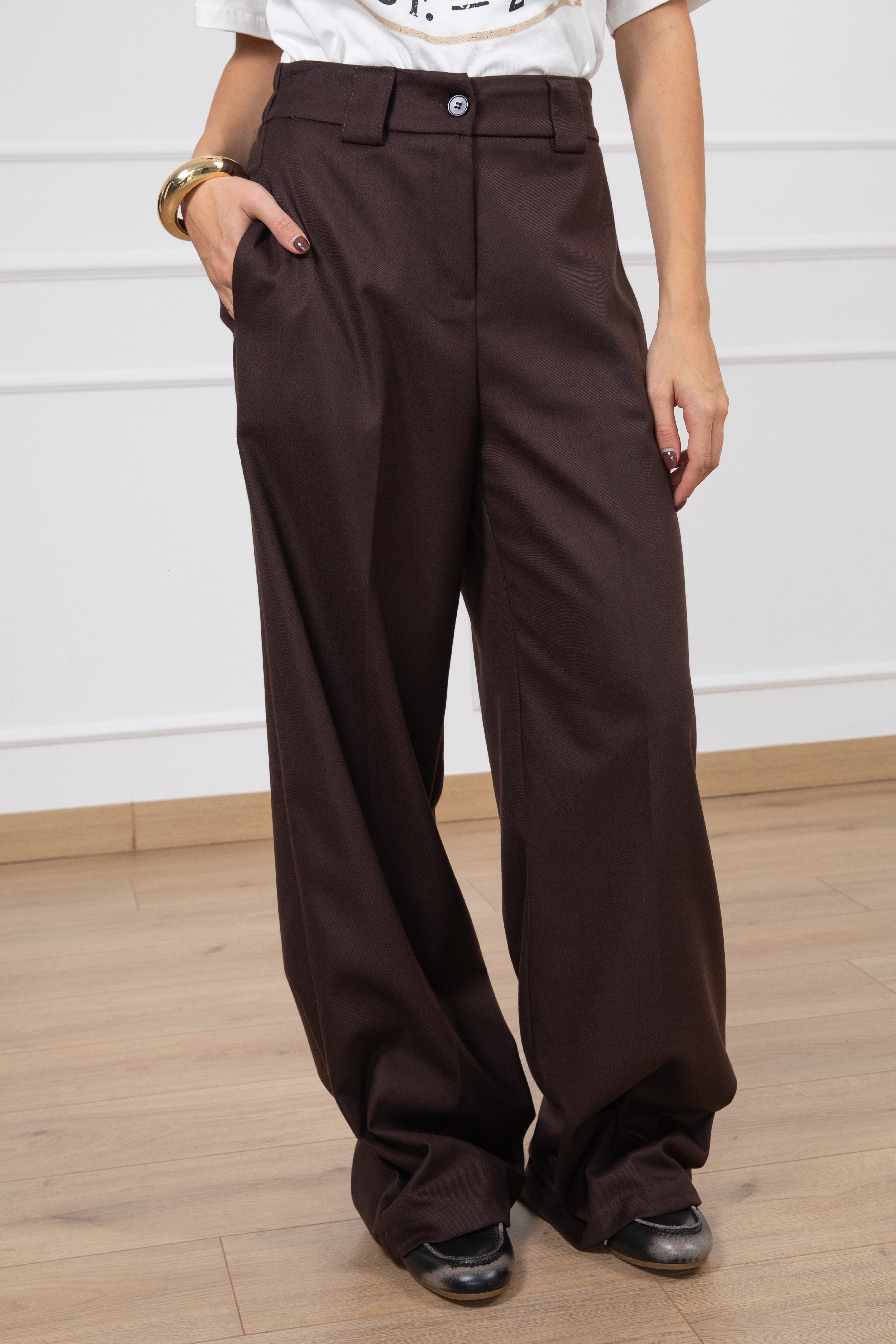 Pantalone gamba dritta in calda viscosa con elastico sul retro Tensione IN