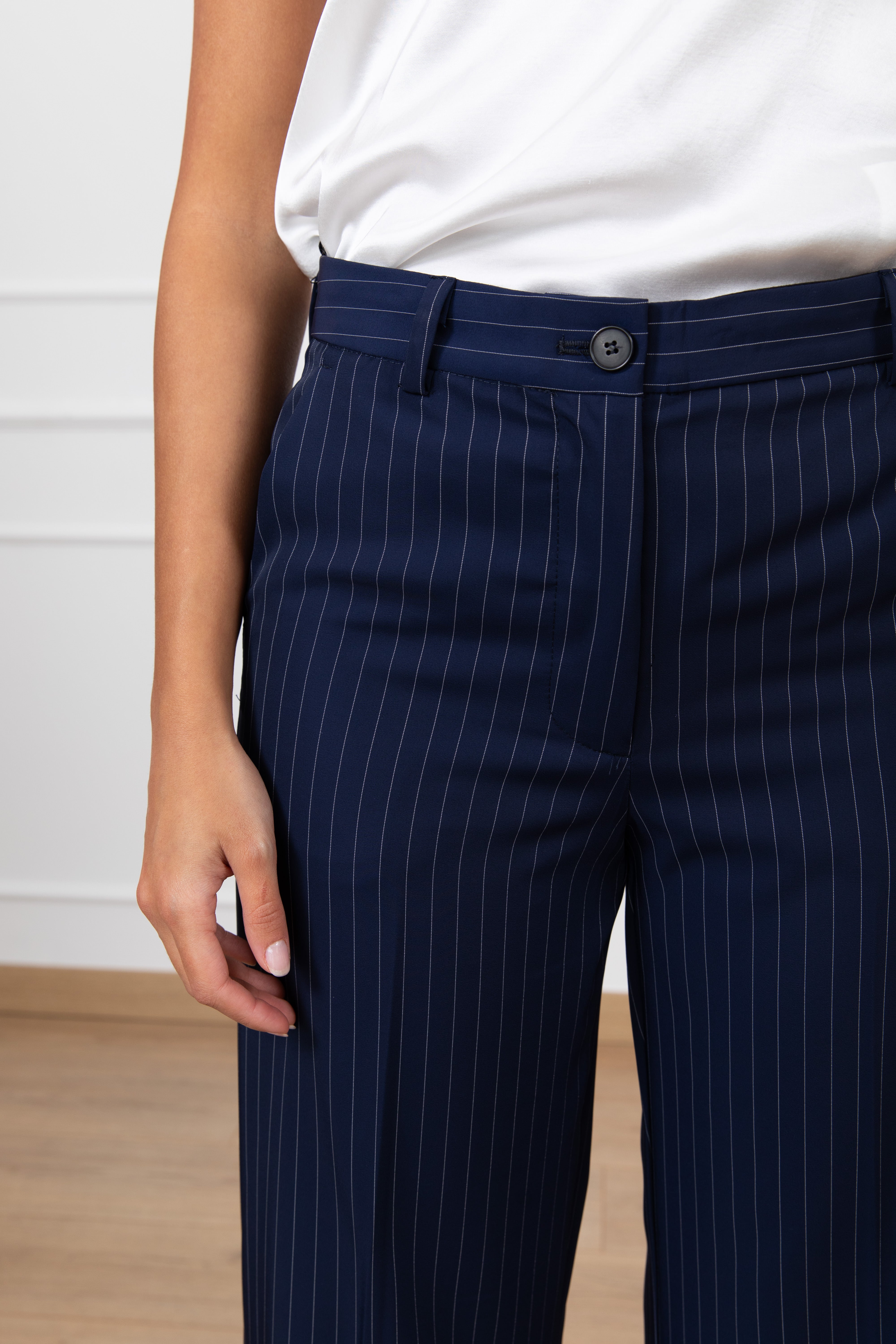 Pantalone gessato a palazzo ViCOLO