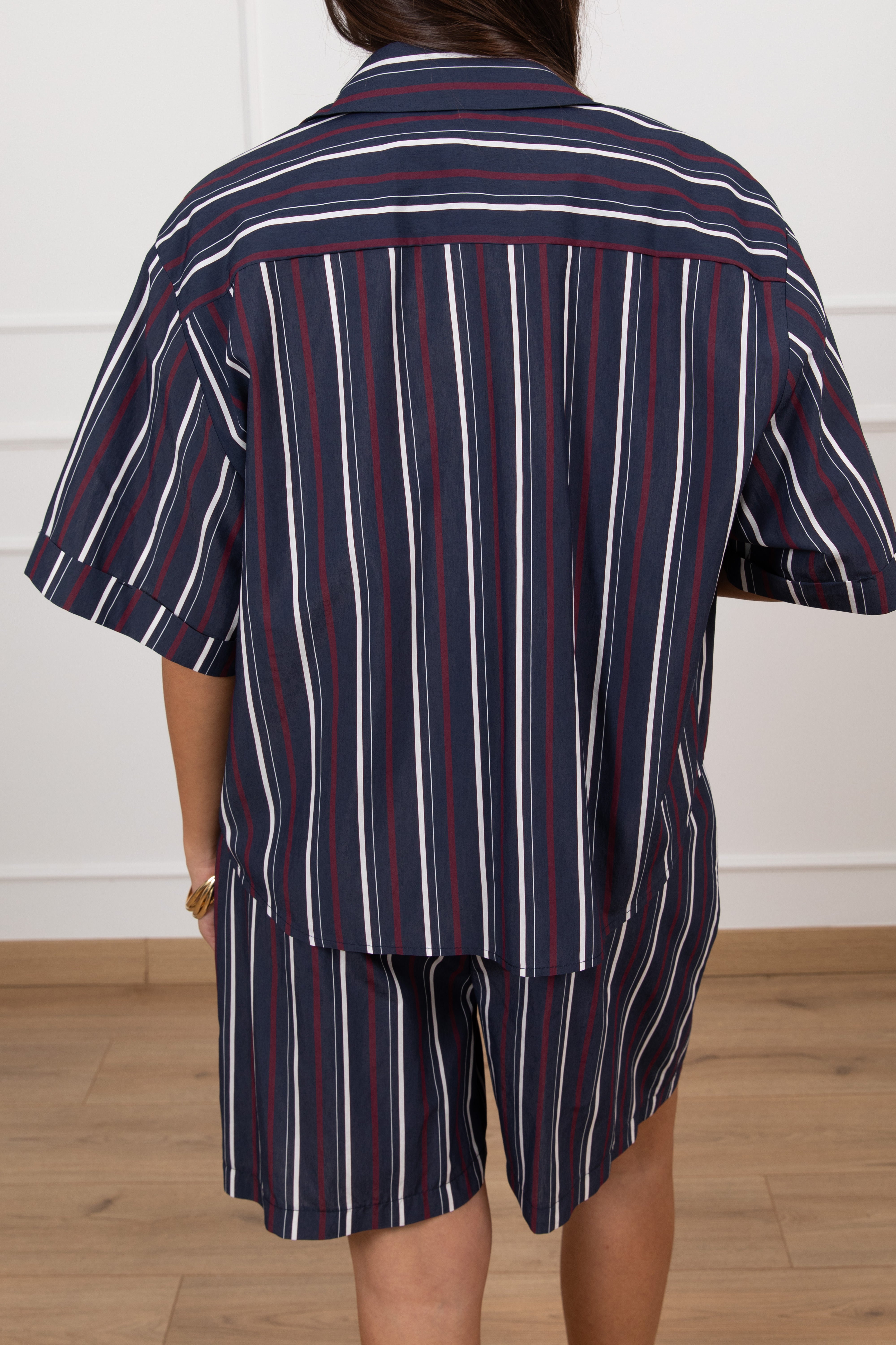 Camicia over-size a righe asimmetriche Motel