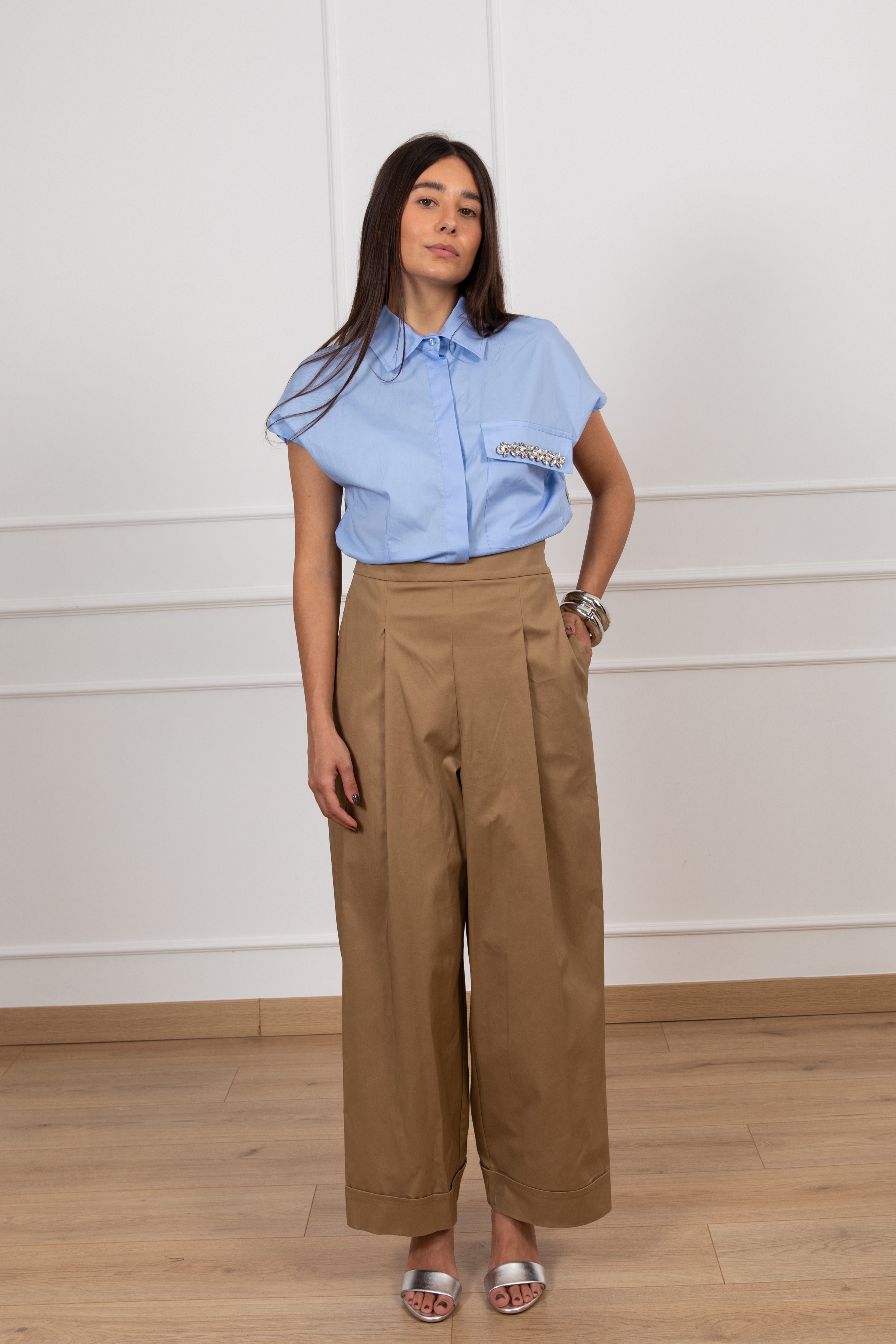 Jumpsuit bi-color con applicazioni gioiello Tensione IN