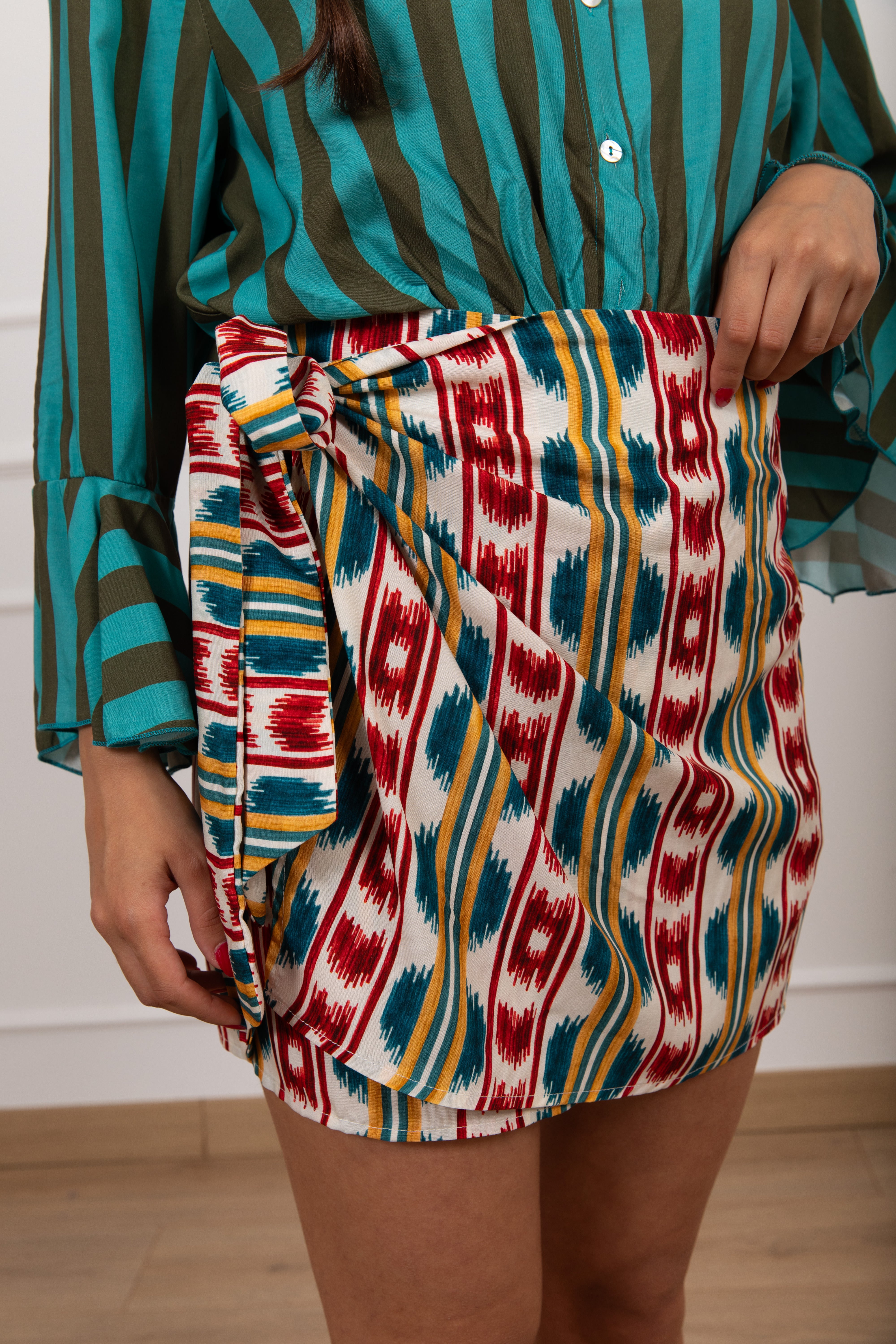 Coordinato camicia e gonna pareo fantasia etnica ViCOLO