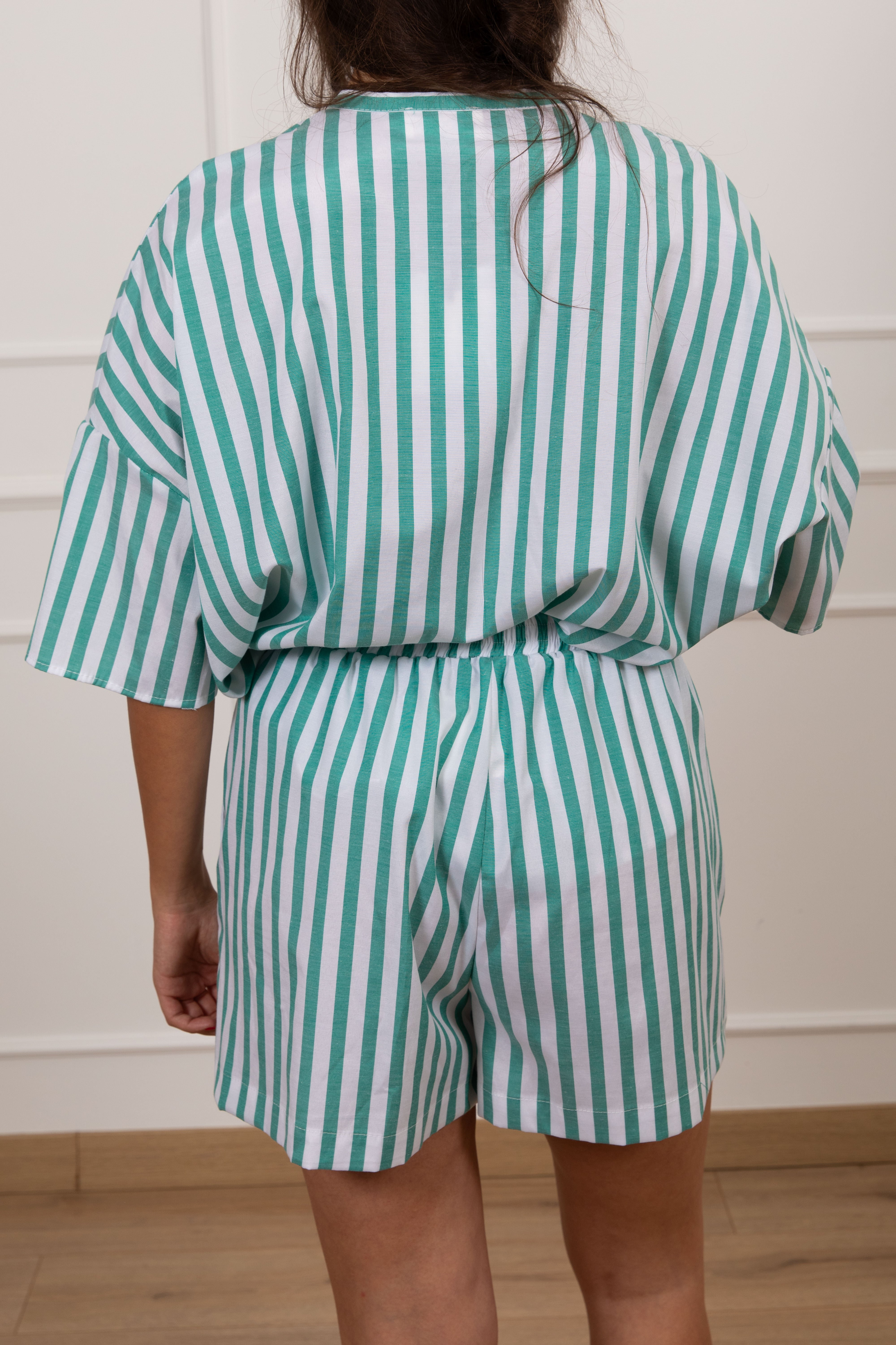 Camicia a righe con collo alla coreana VICOLO