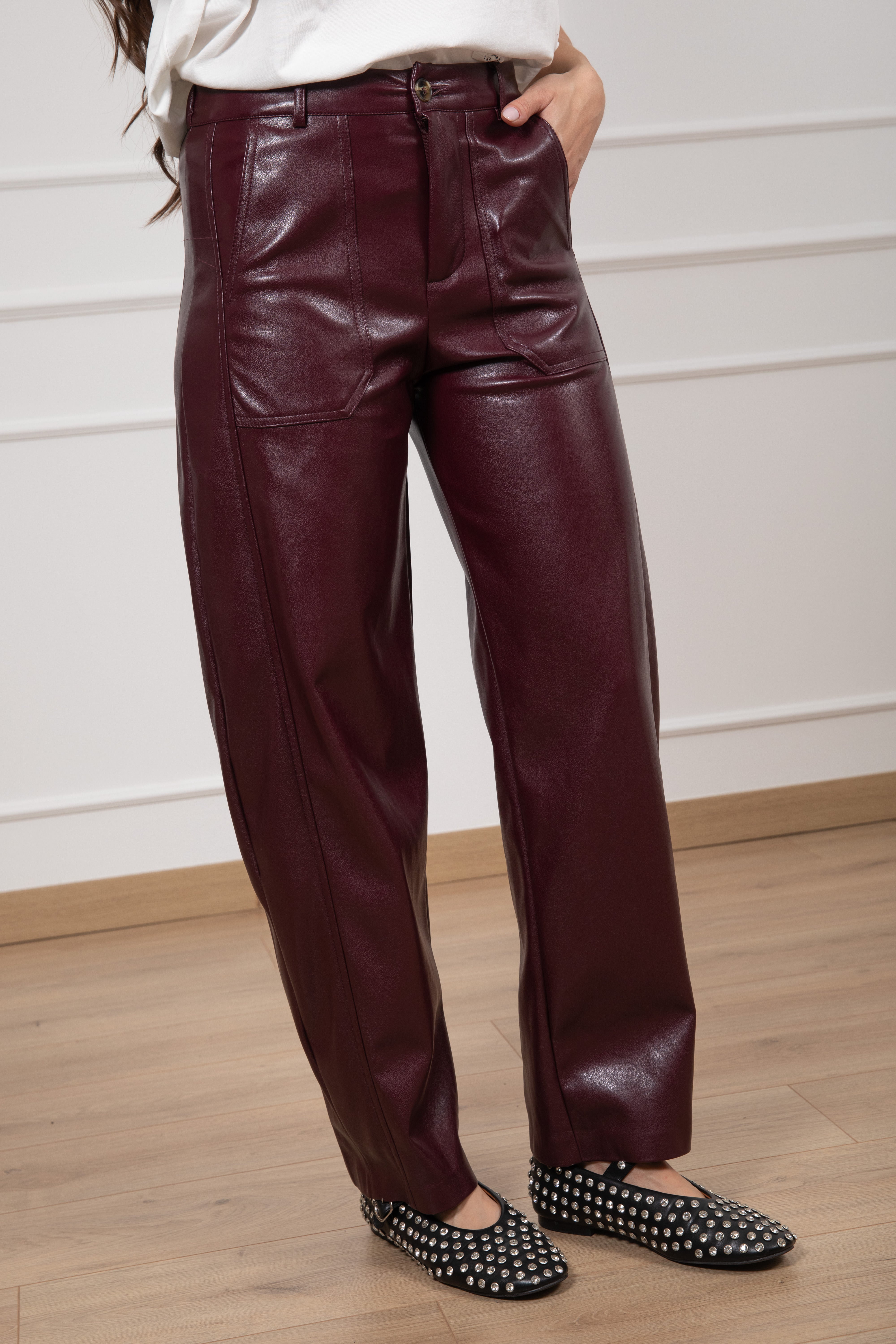 Pantalone carrot-fit in eco-pelle Susy Mix