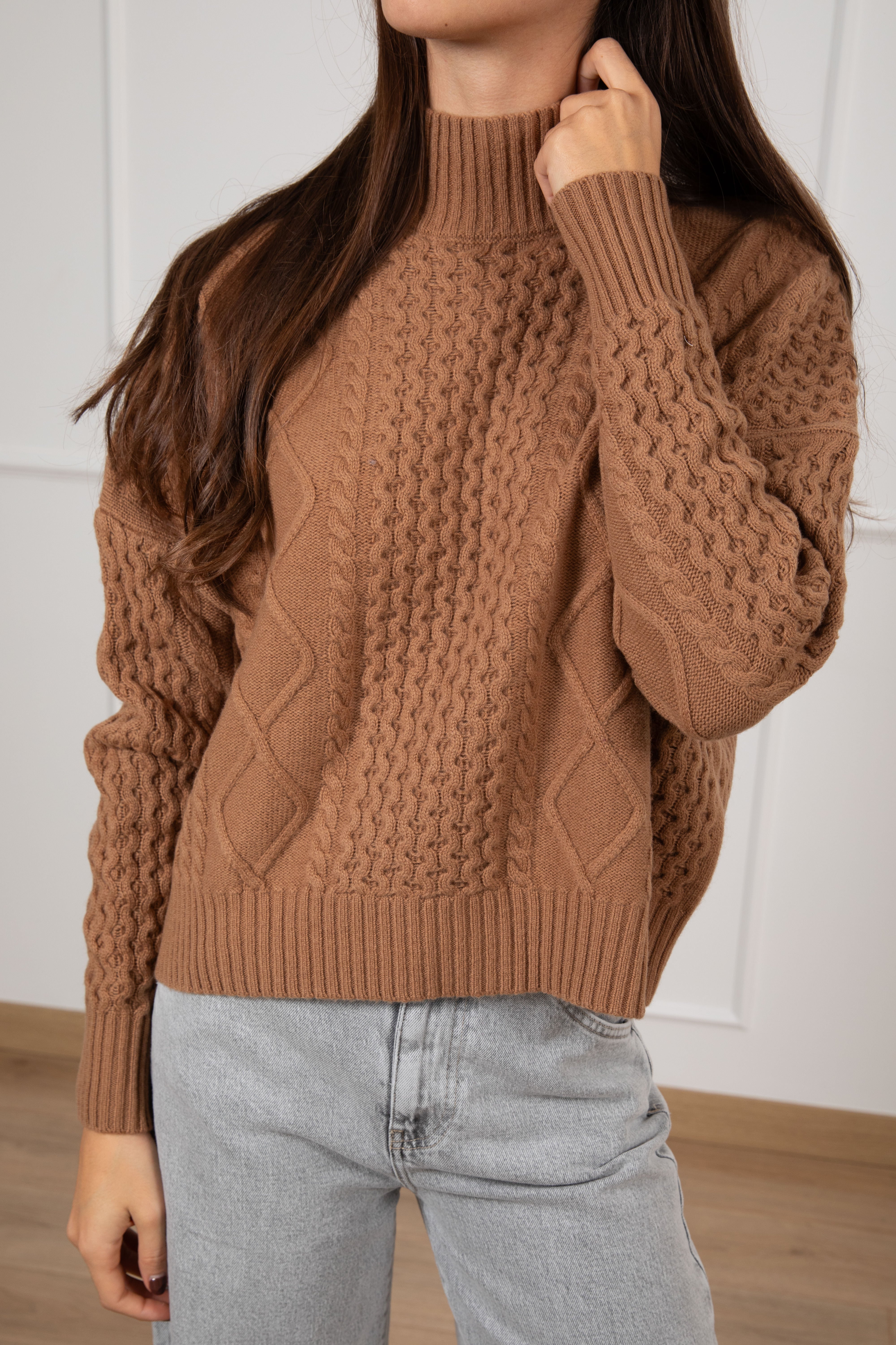 Pull a scatoletta con motivo rombi e onde ViCOLO