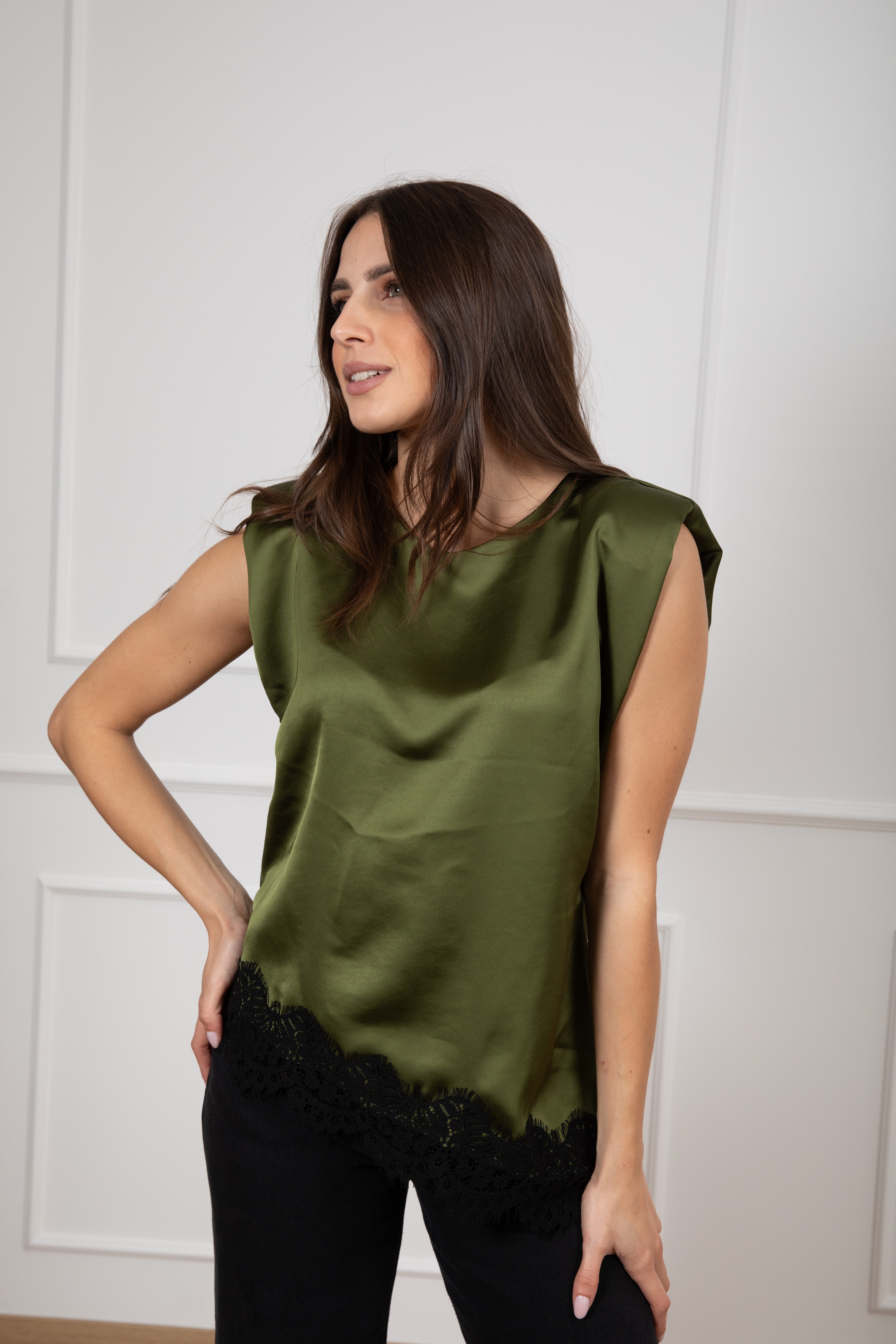 Blusa asimmetrica lingerie con spallina imbottita Motel