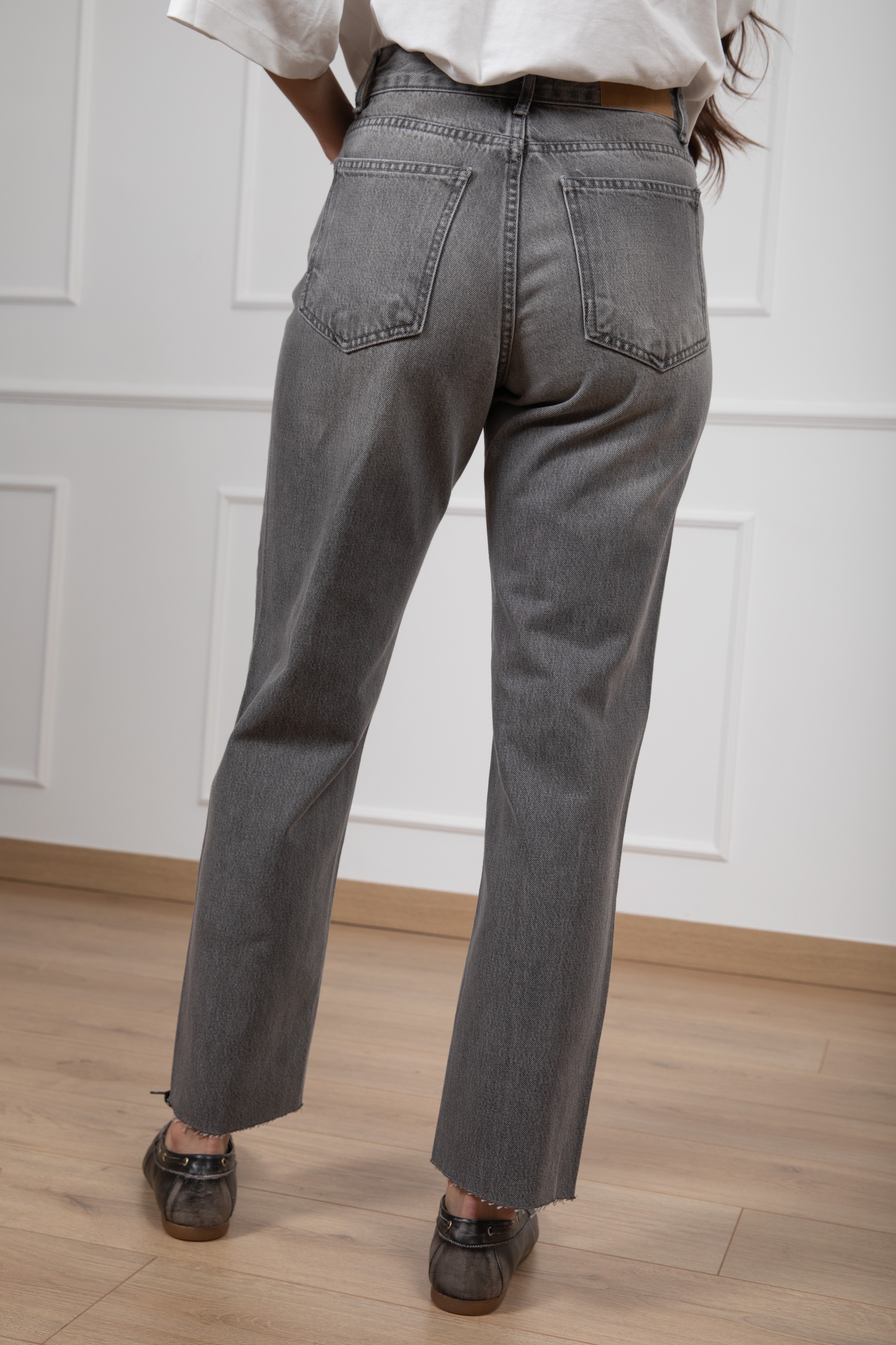 Jeans boot cut grigio Tensione IN