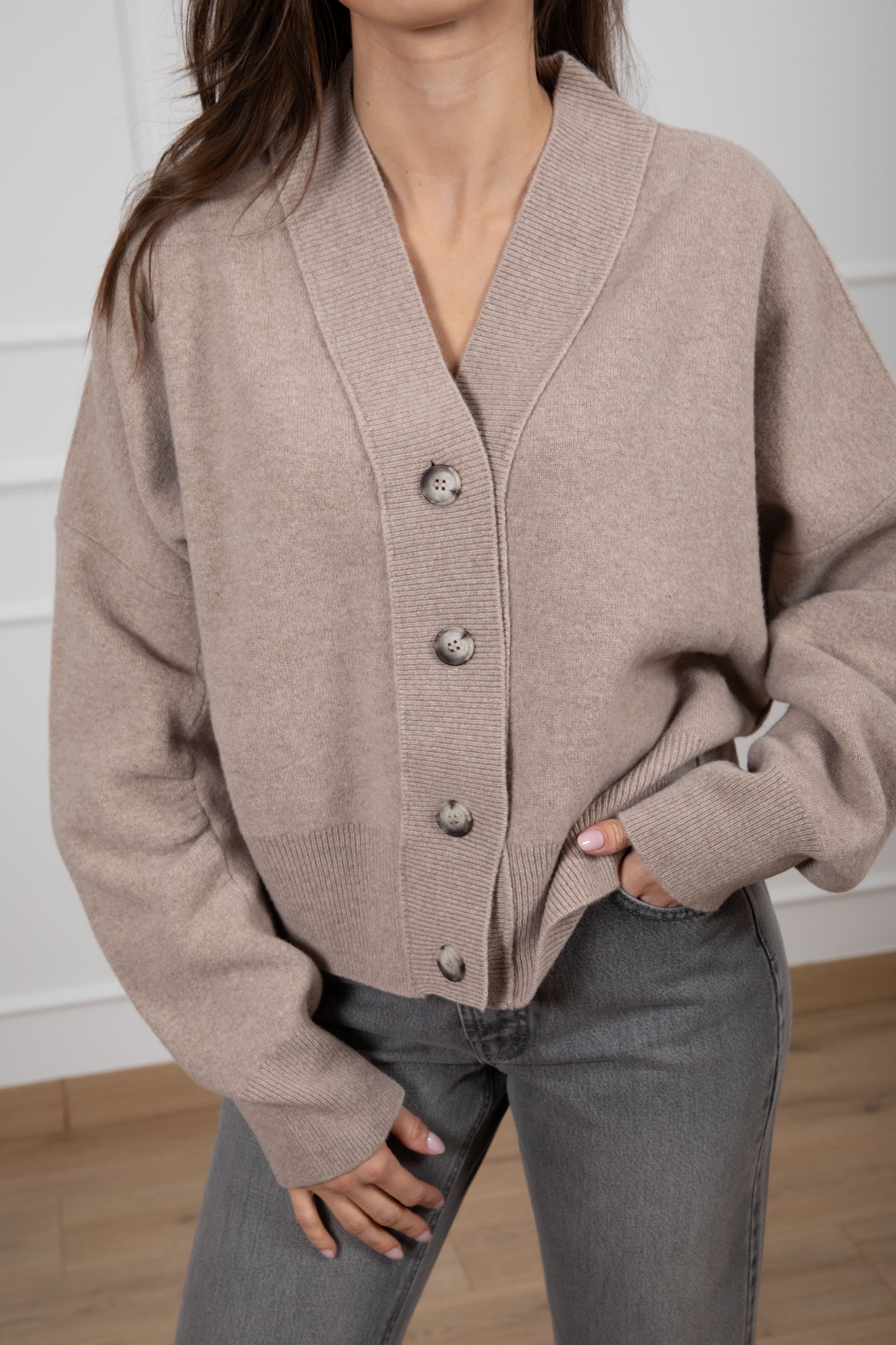 Cardigan 4 bottoni in lana ViCOLO