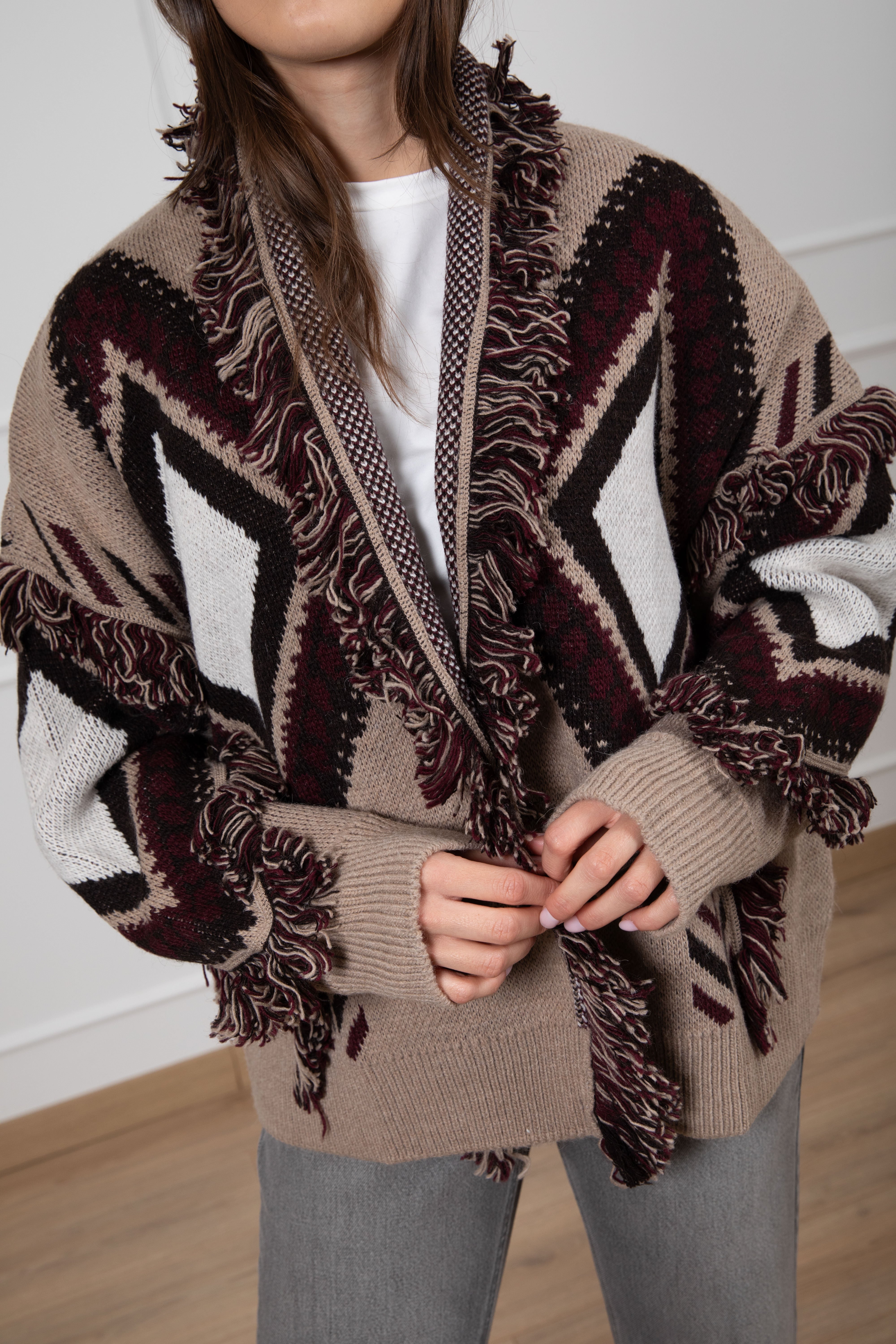 Cardigan in maglia motivo rombi con frange Tensione IN
