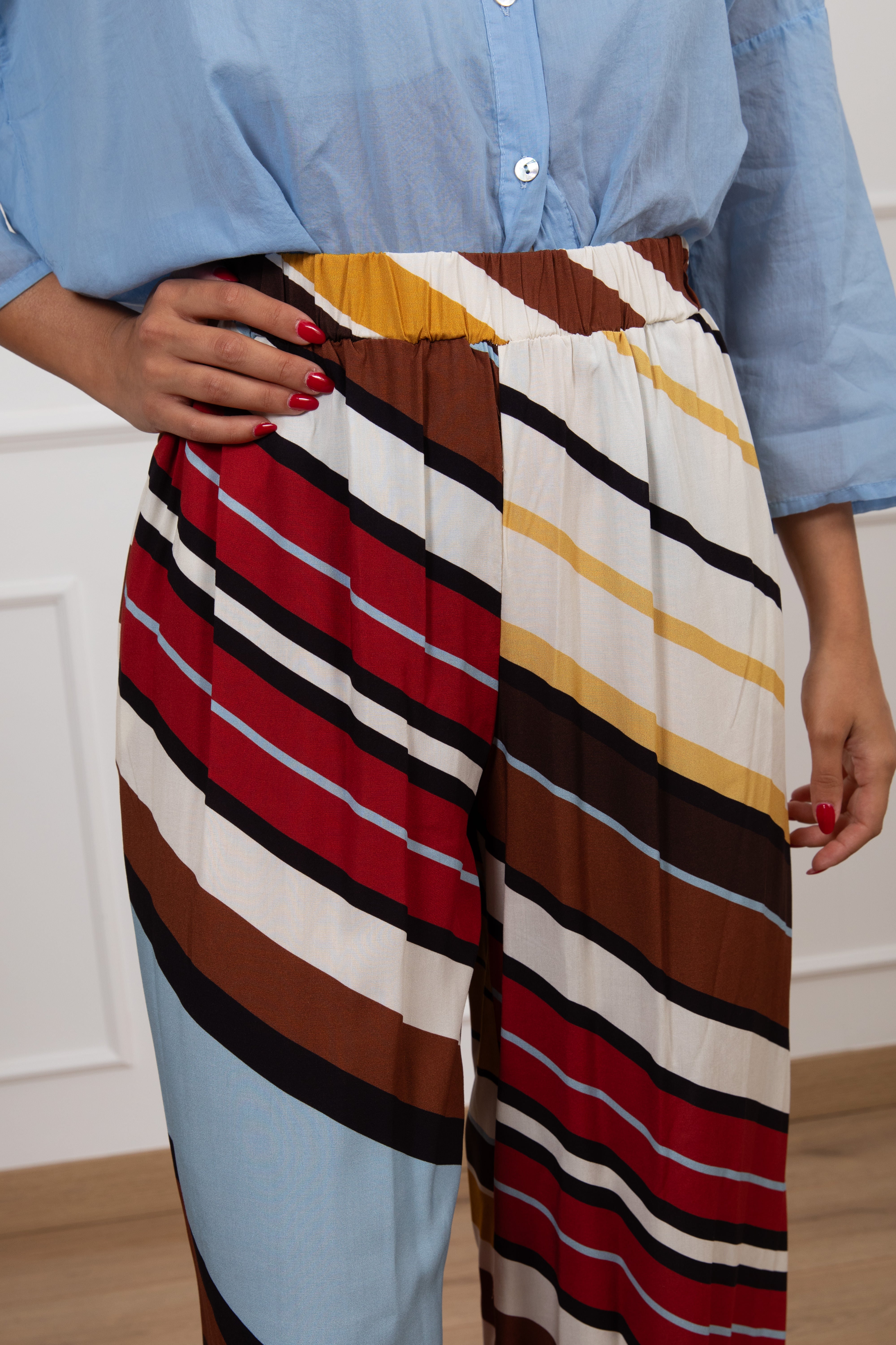 Pantalone a righe diagonali con elastico ViCOLO