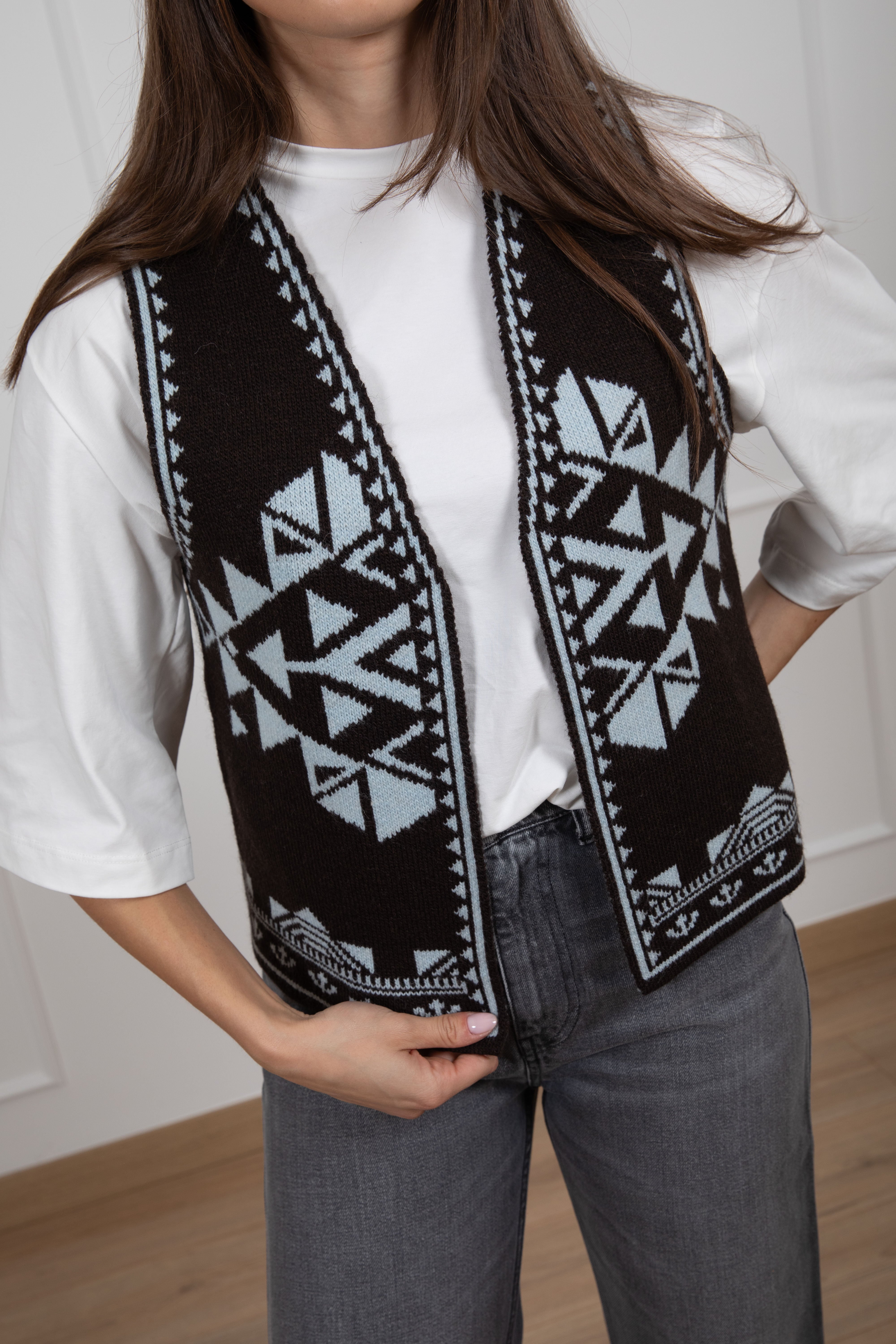 Gilet in maglia con motivo triangolo ViCOLO