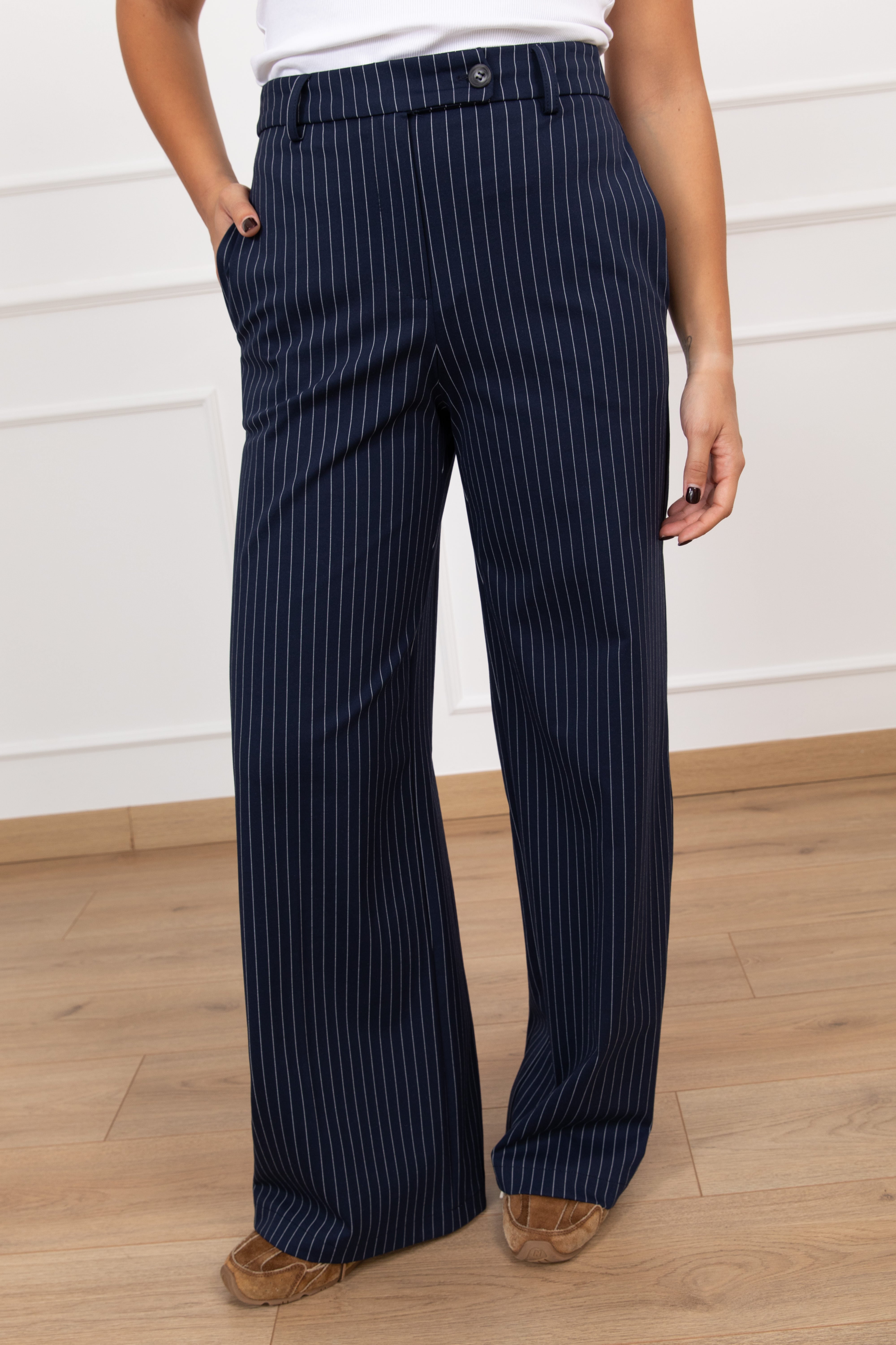 Pantalone gessato gamba dritta in punto milano leggero Tensione IN