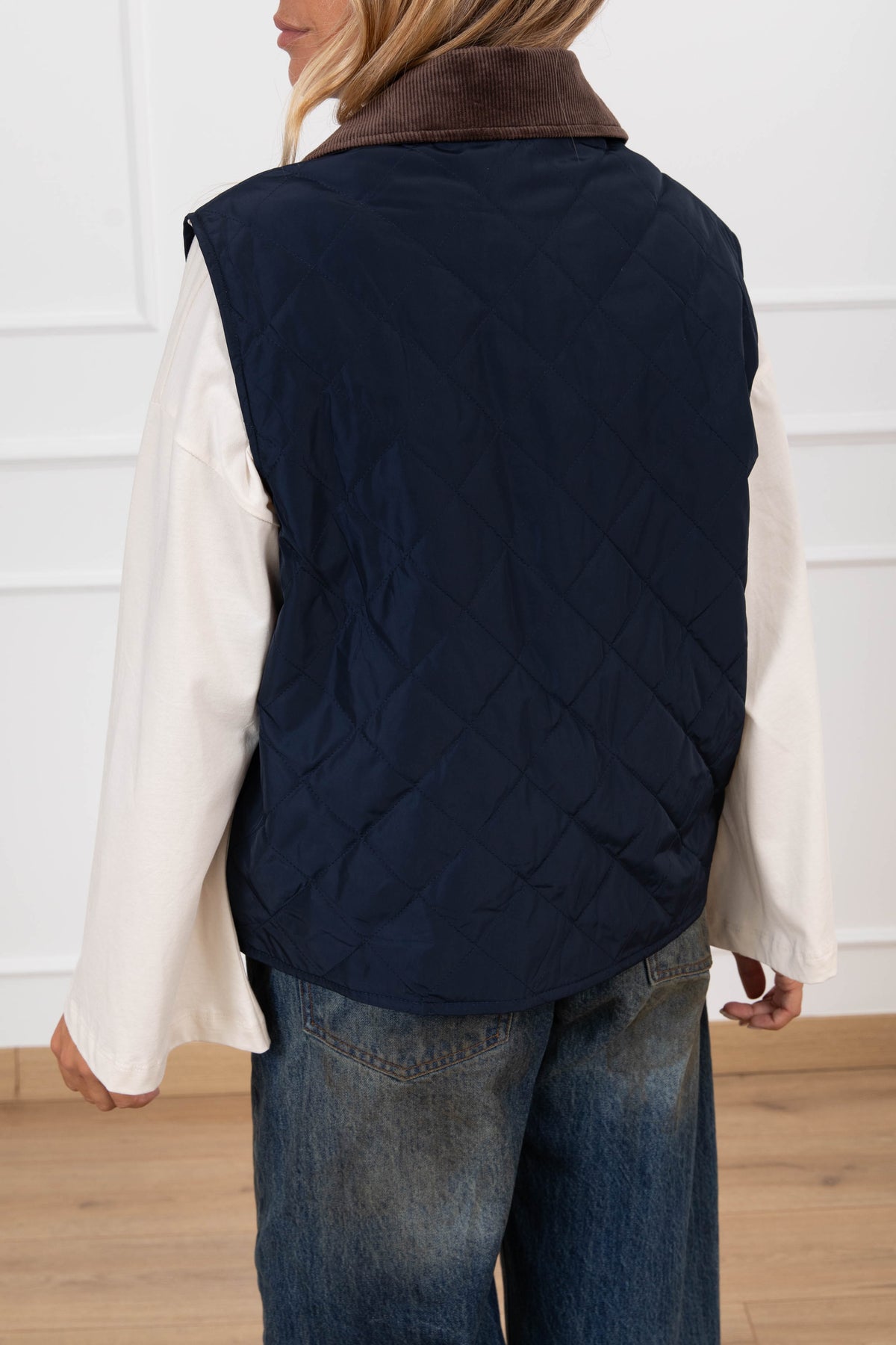 Gilet trapuntato con inserti in velluto variante blu Tensione IN