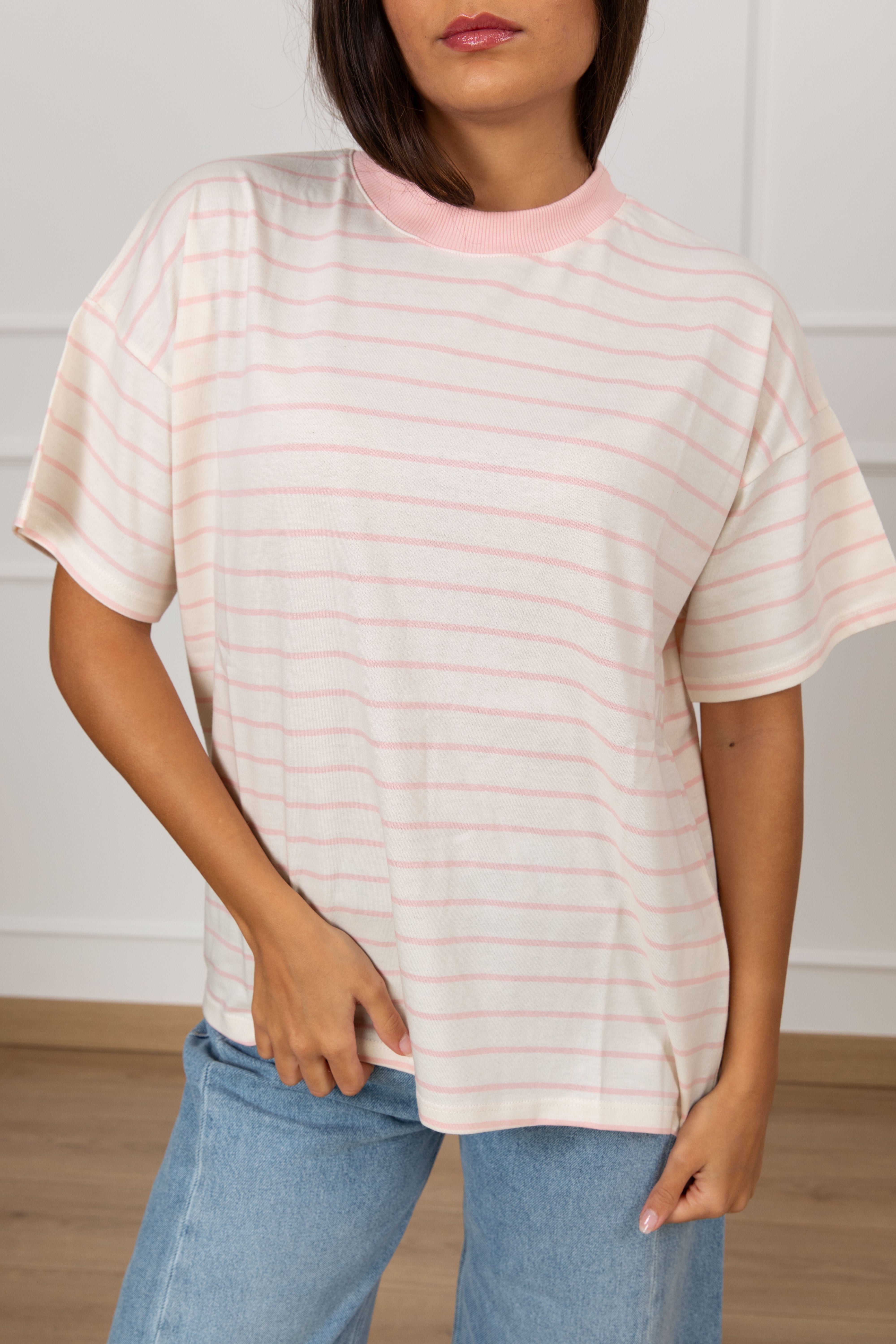 T-shirt scatoletta a righe ViCOLO