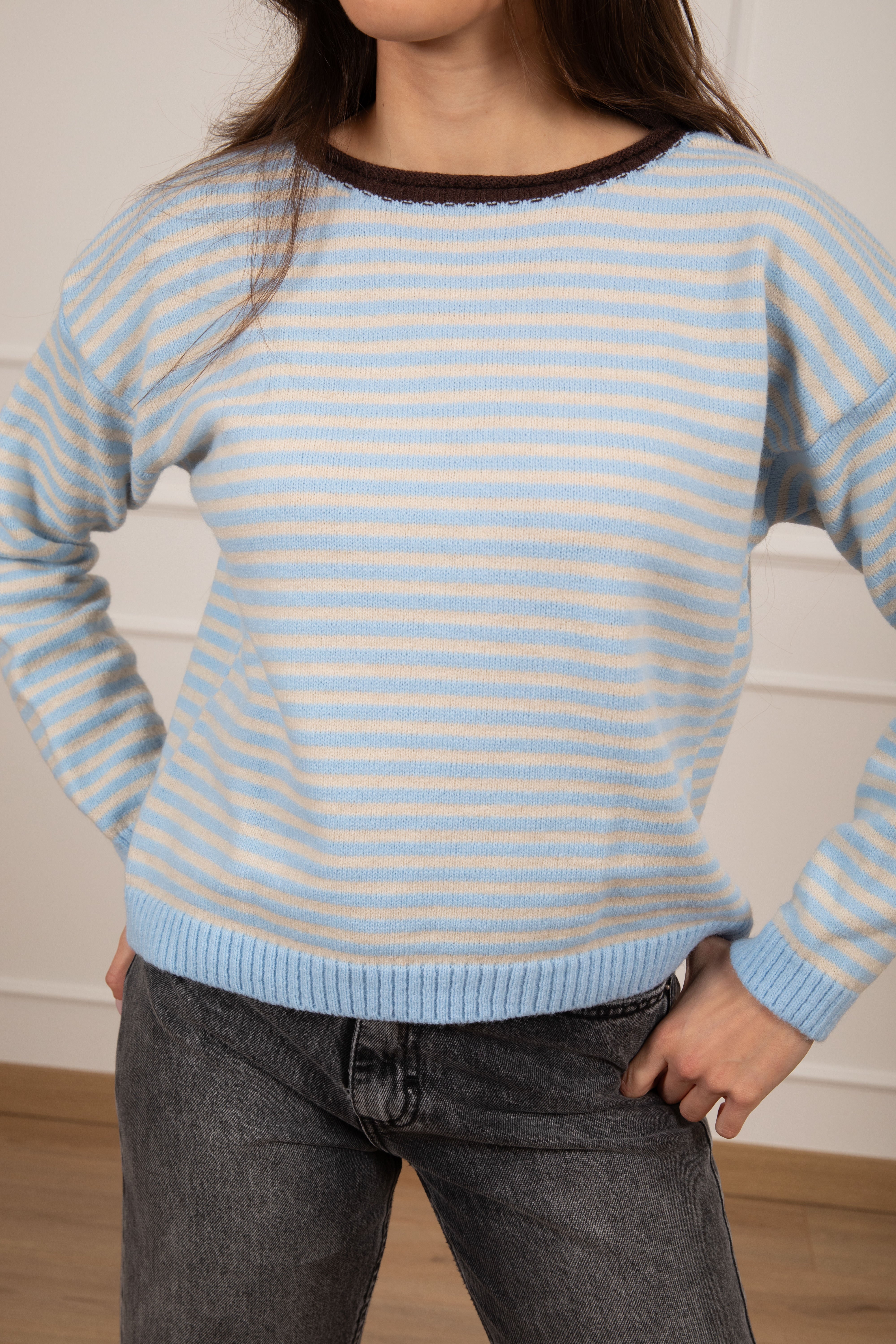 Pull a scatoletta con righe sottili Tensione IN