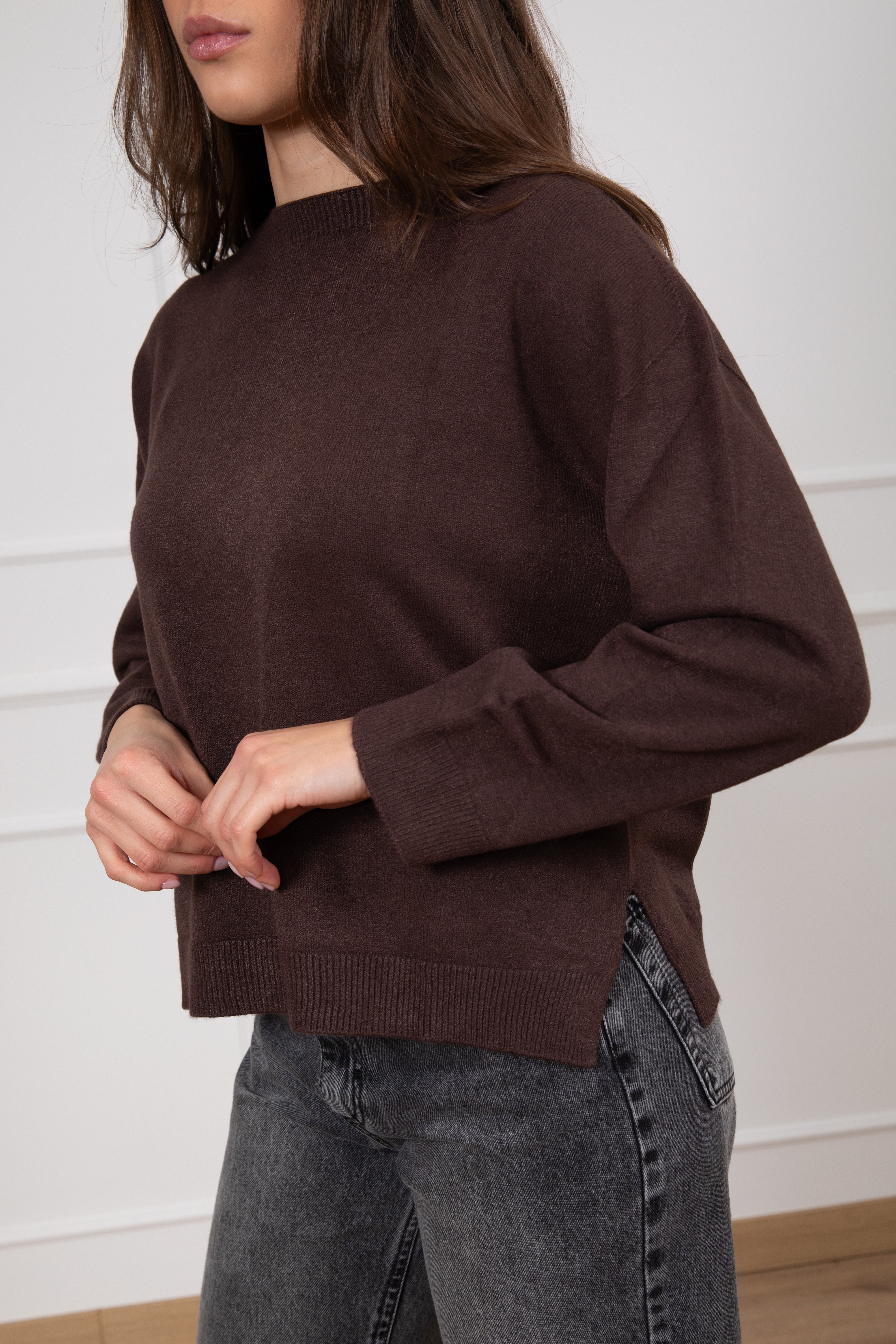 Maglia in viscosa con spacchi laterali ViCOLO