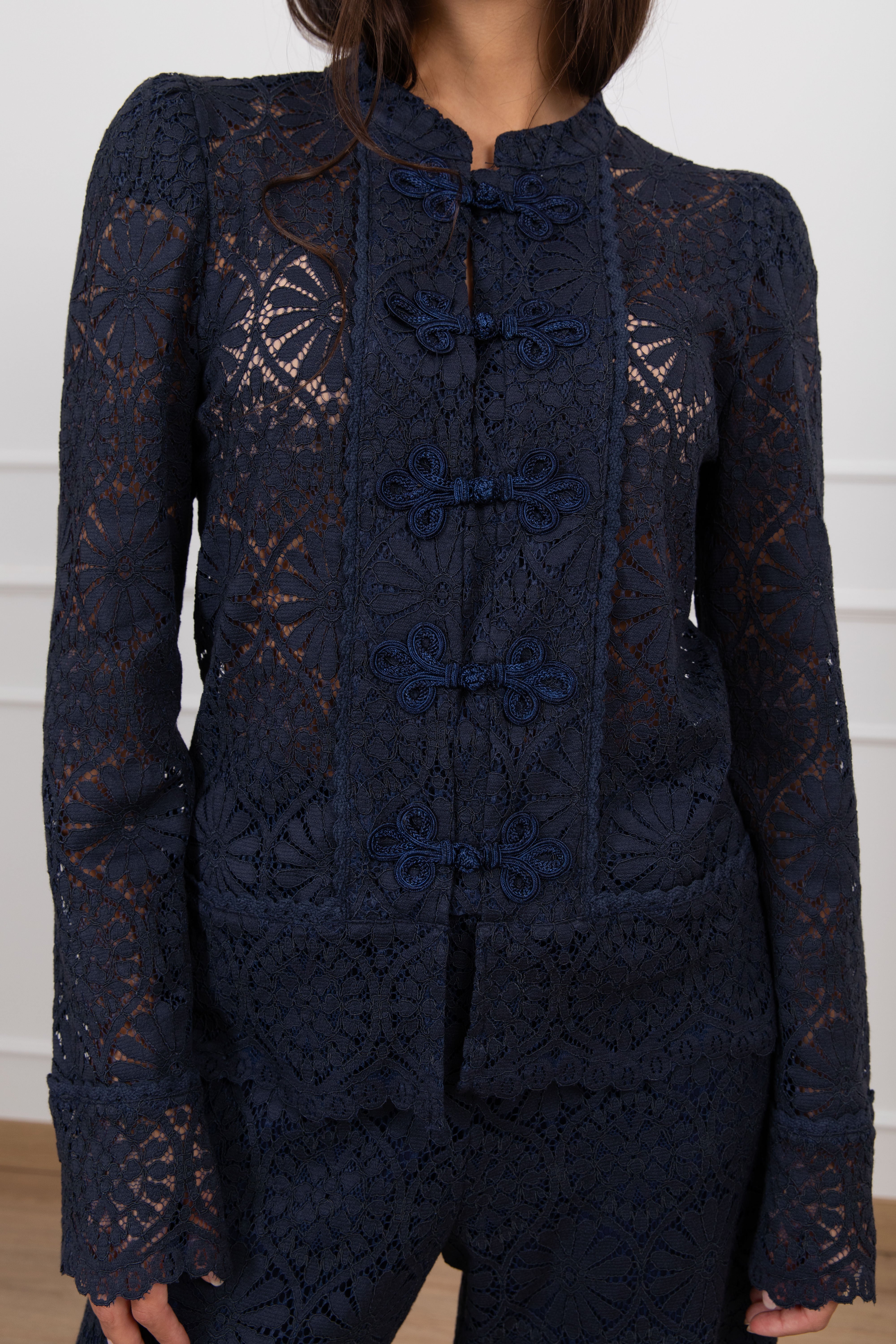 Camicia in pizzo con alamari Motel