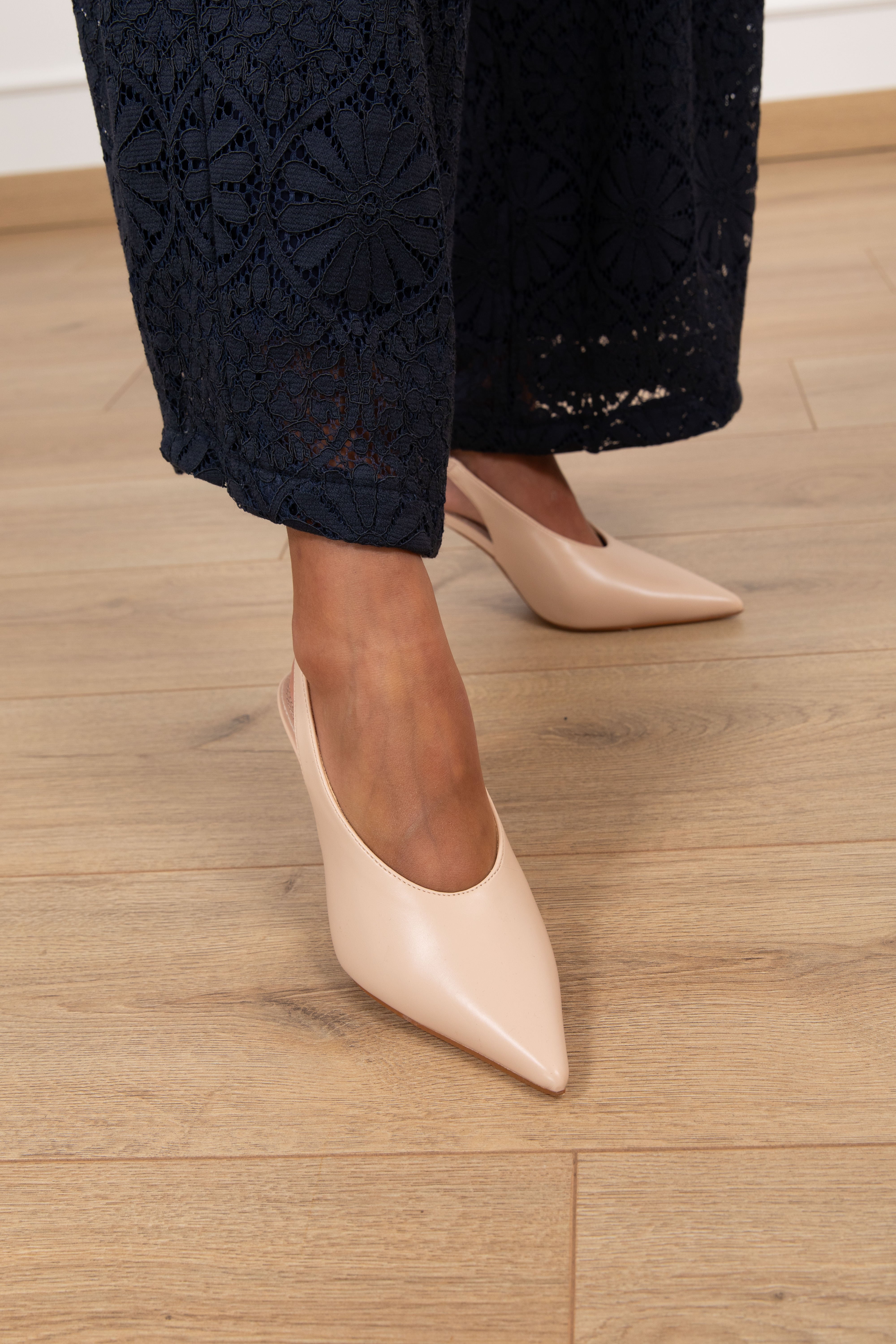 Sling back con tacco alto Ovyé