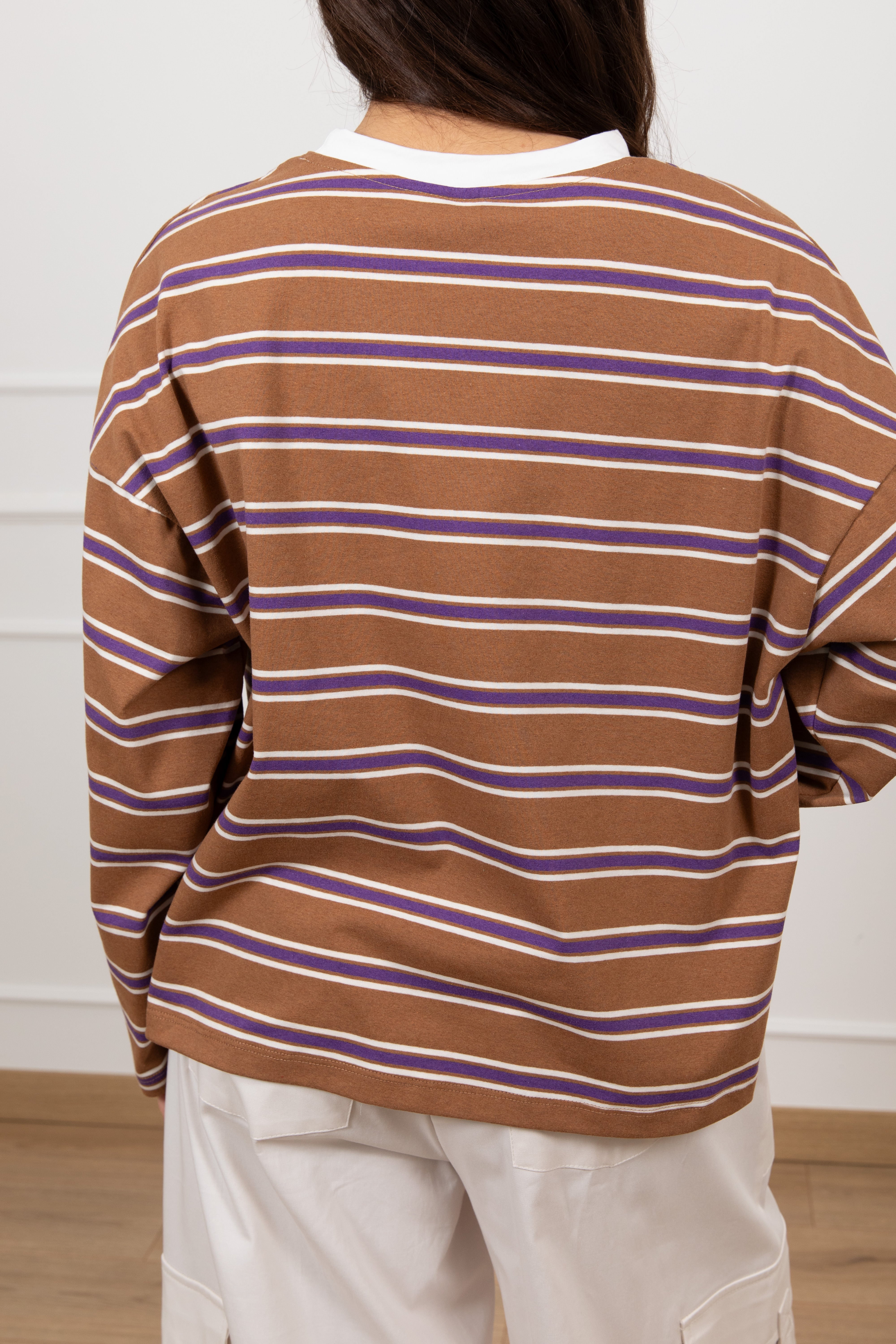 T-shirt manica lunga a righe sottili Tensione IN