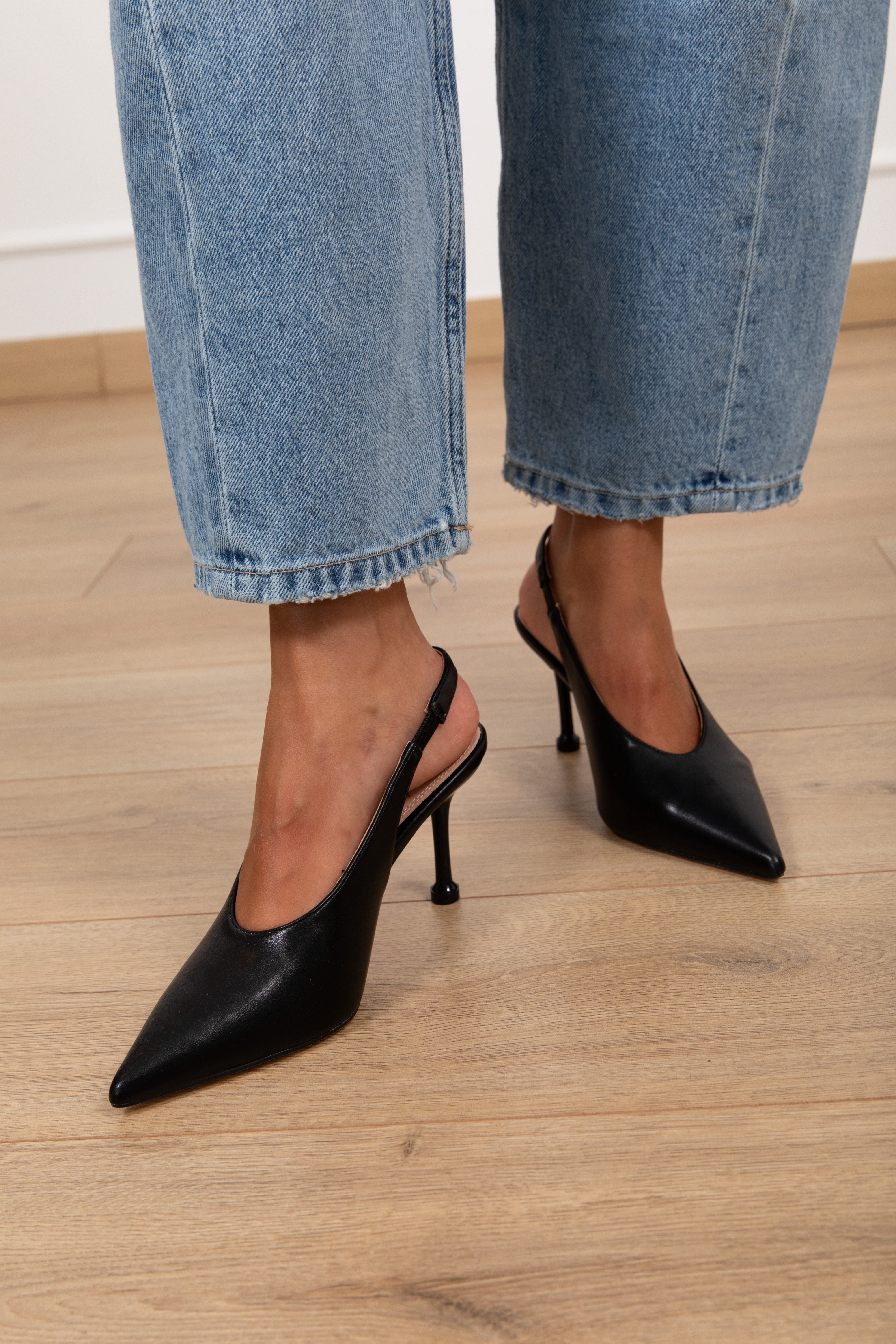 Sling back con tacco alto Ovyé