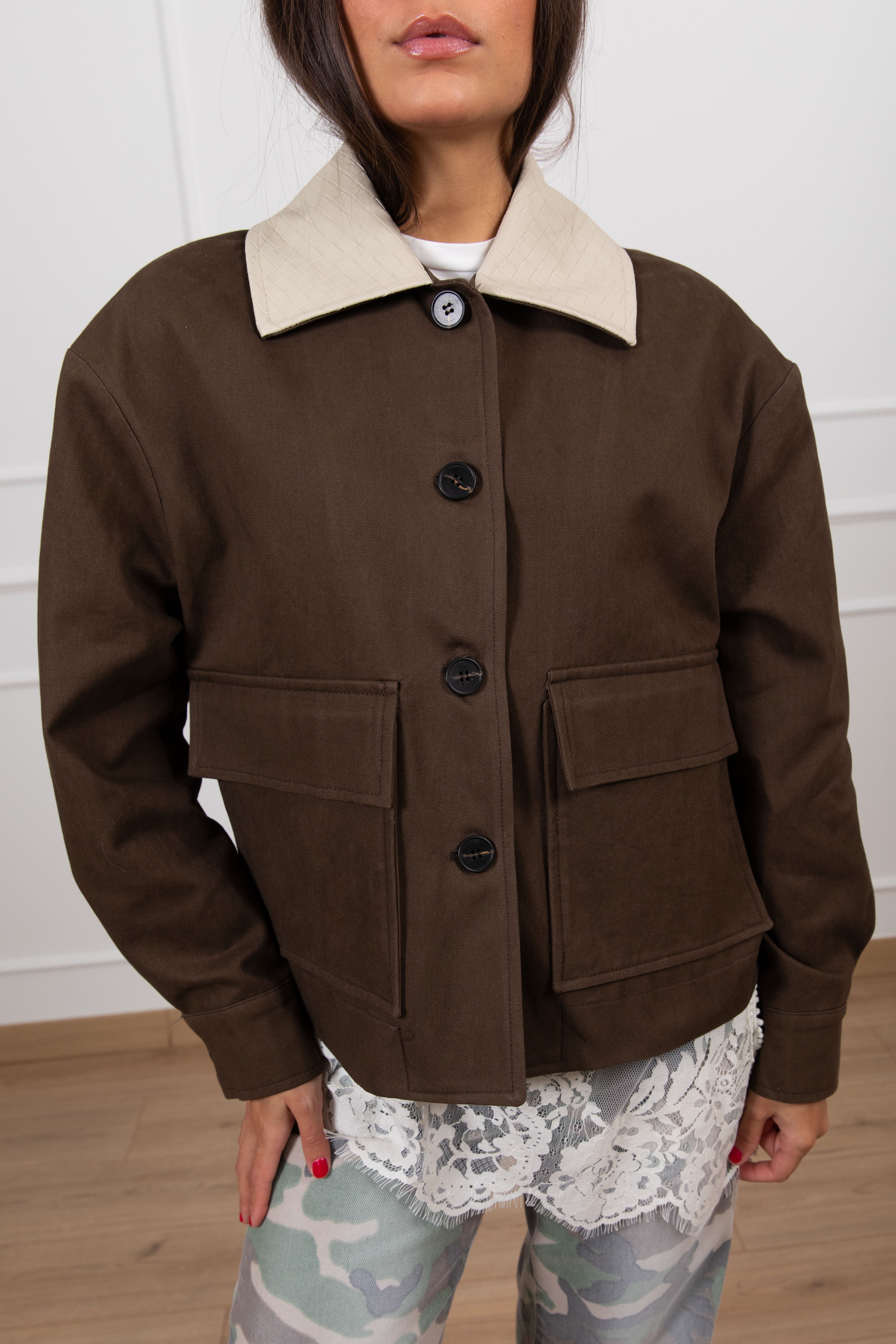 Giaccone in canvas con tasche e colletto in eco-pelle intrecciata Tensione IN