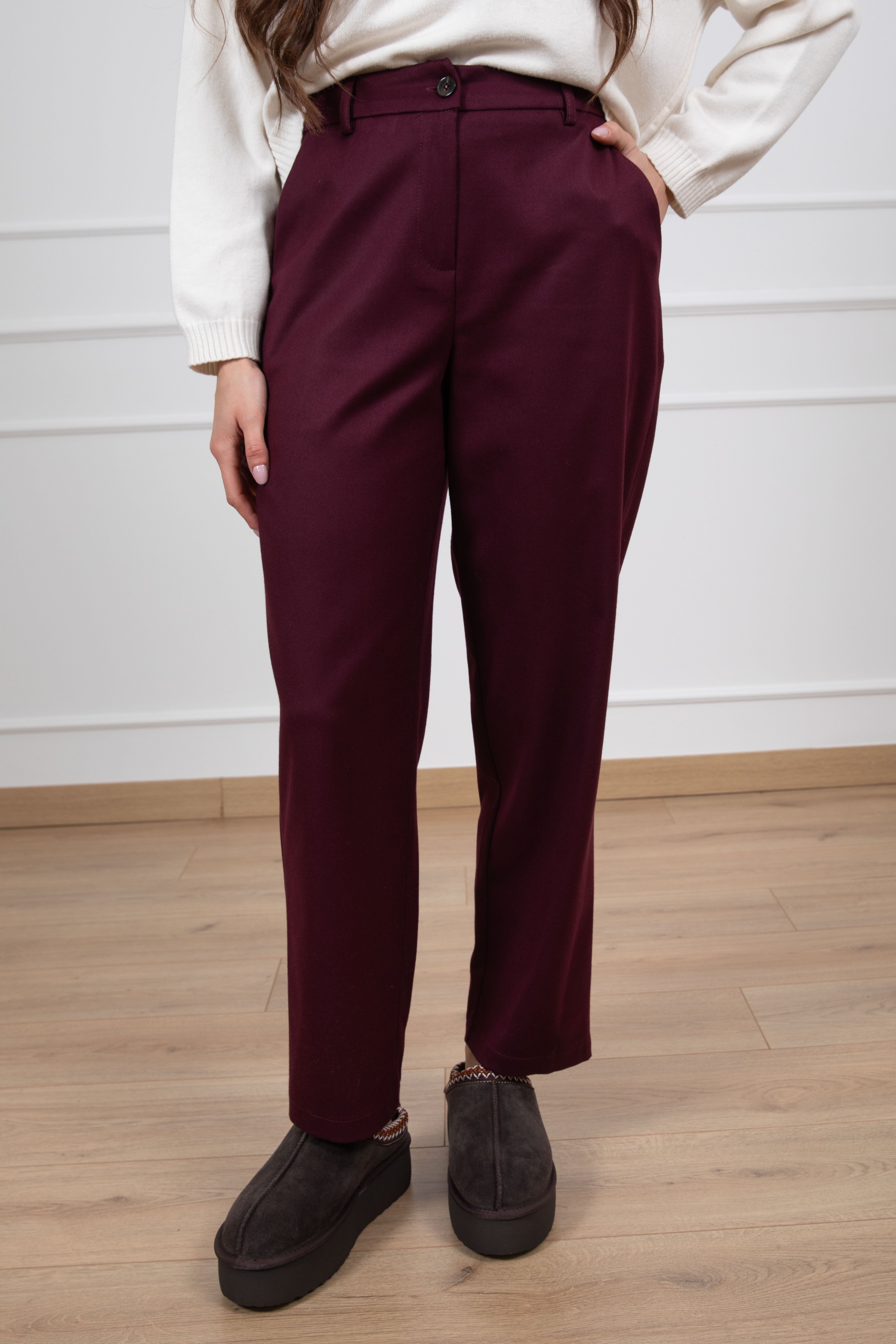 Pantalone carrot-fit in calda viscosa Tensione IN