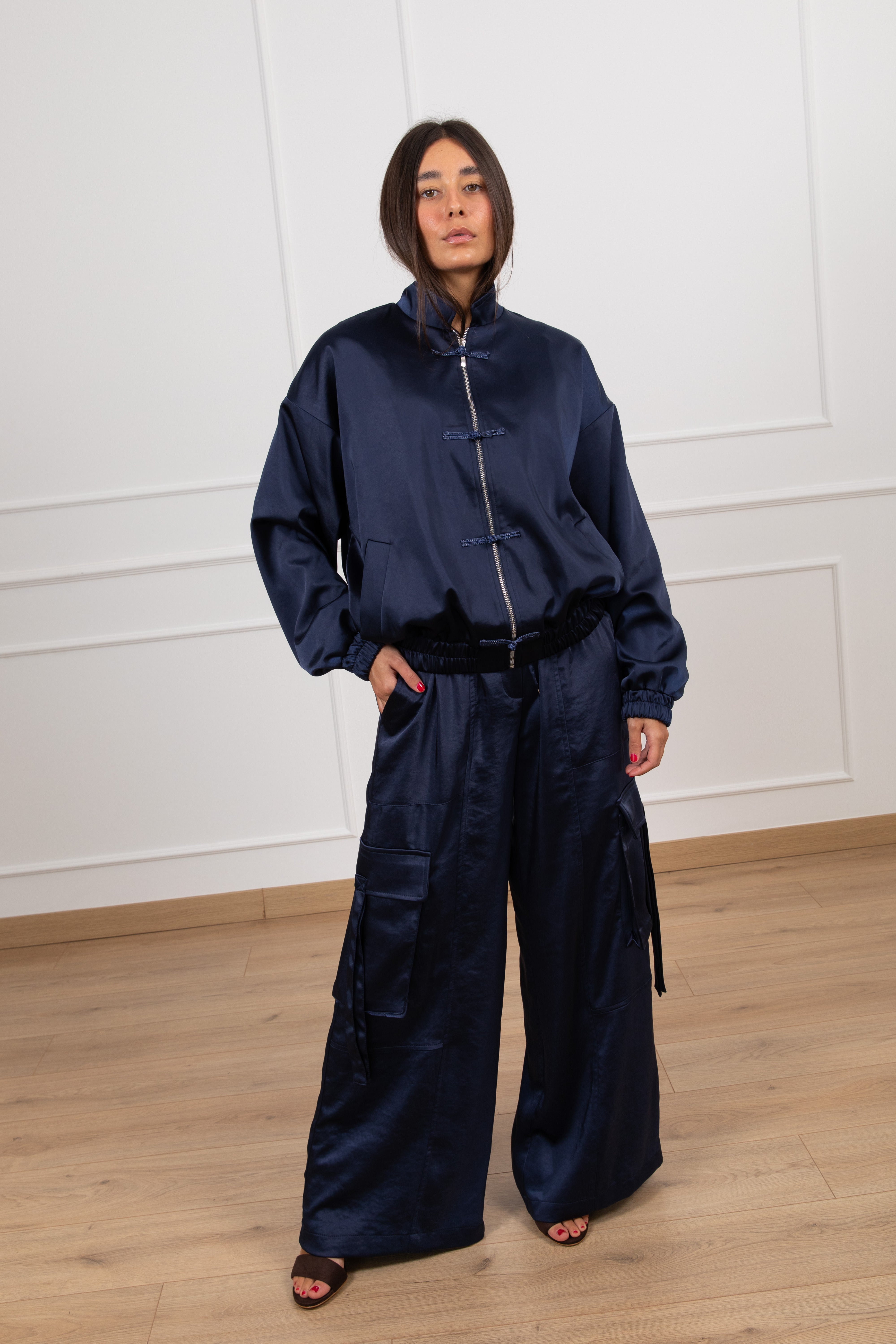 Pantalone cargo in raso Tensione IN