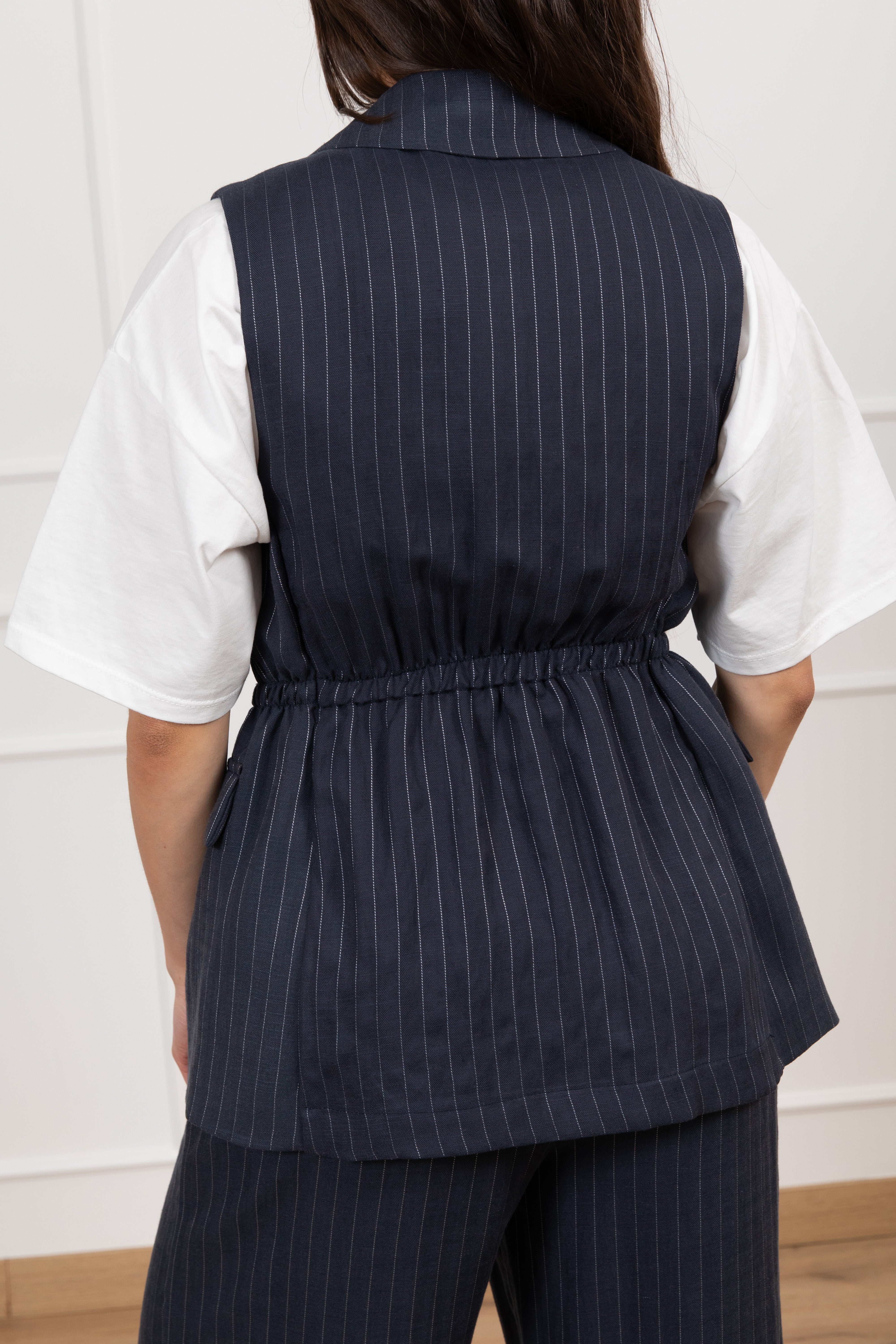 Gilet lungo gessato con elastico sul retro ViCOLO