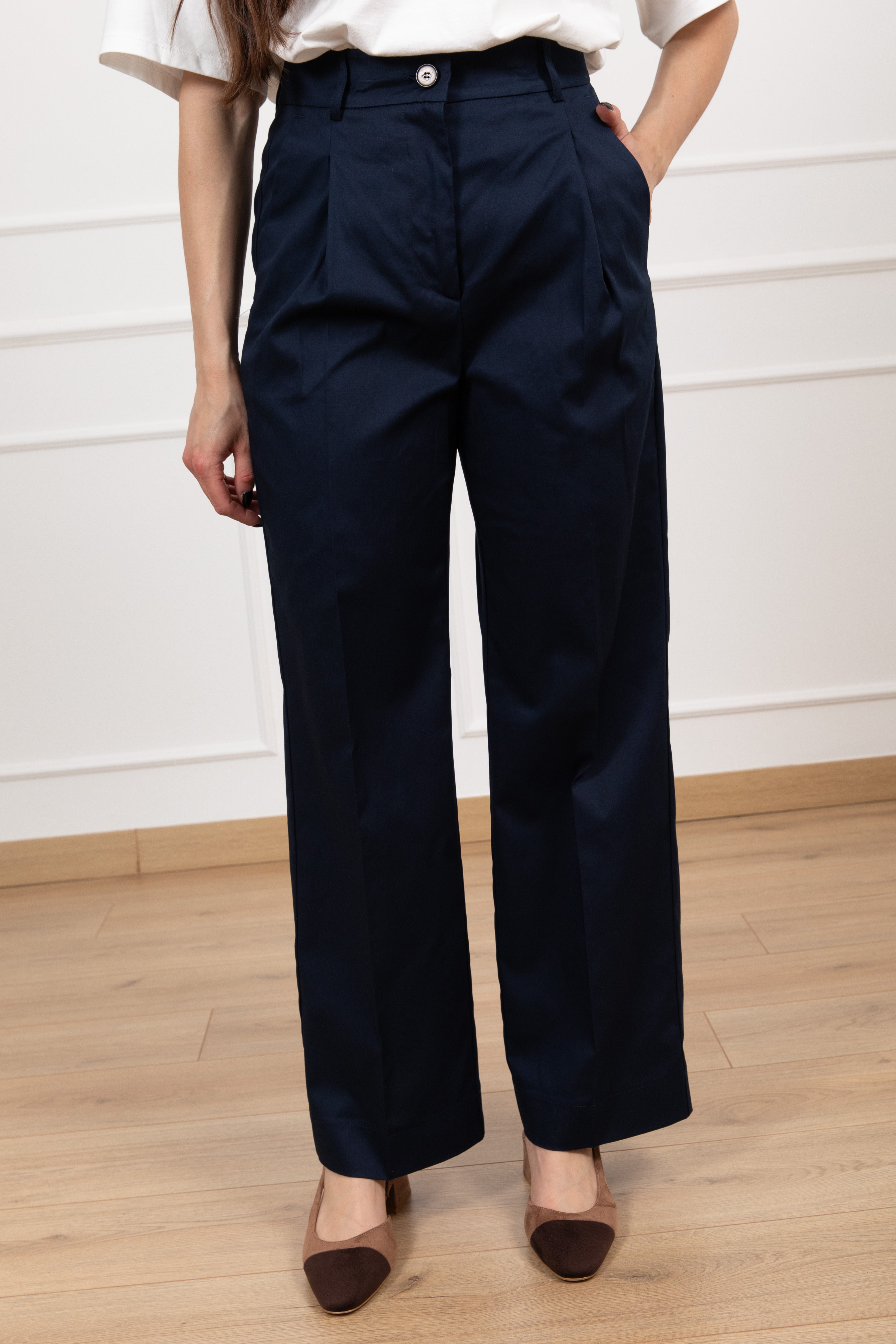 Pantalone gamba dritta con pinces ViCOLO