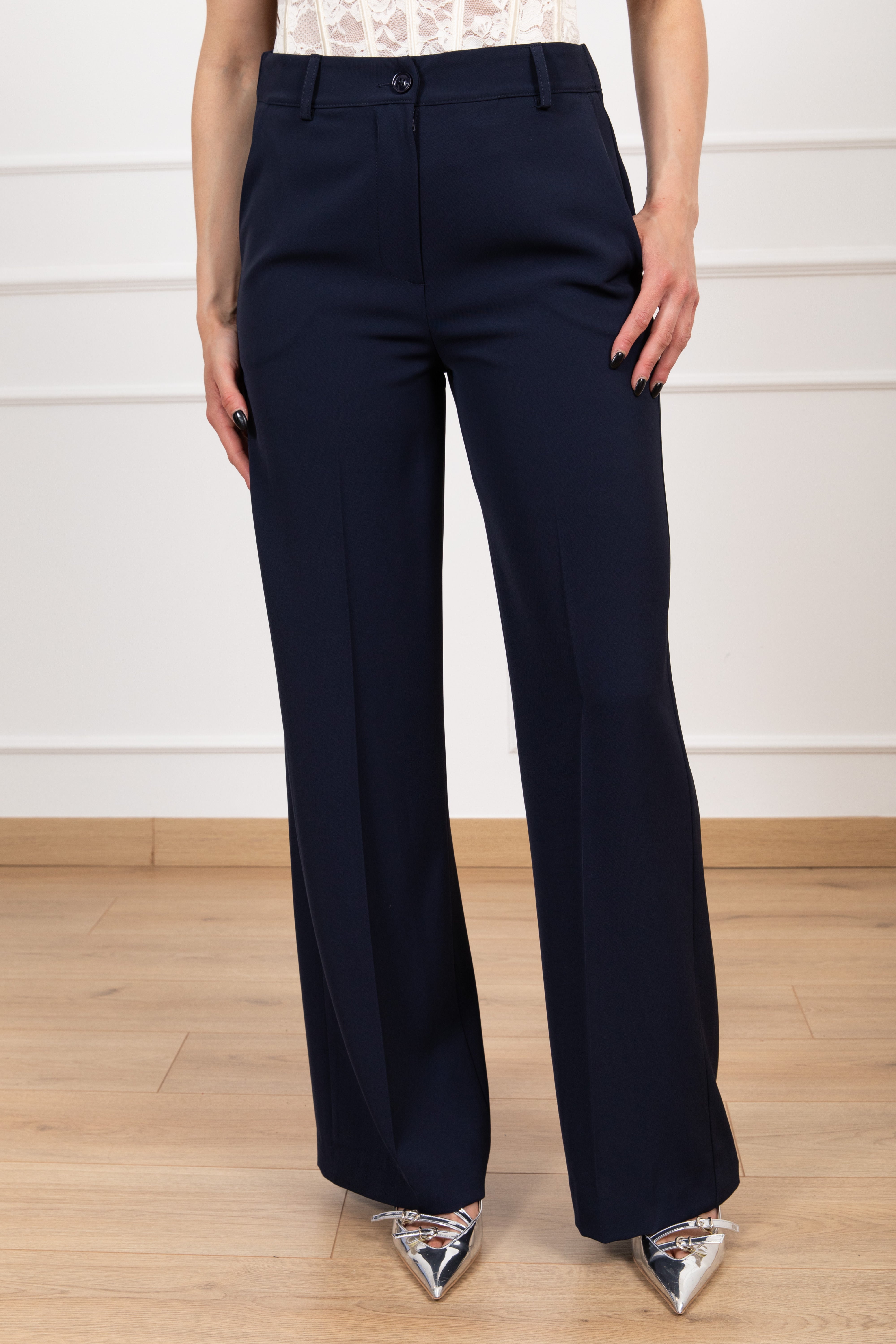 Tailleur tessuto fluido giacca con fusciacca e pantalone con elastico sul retro Susy Mix