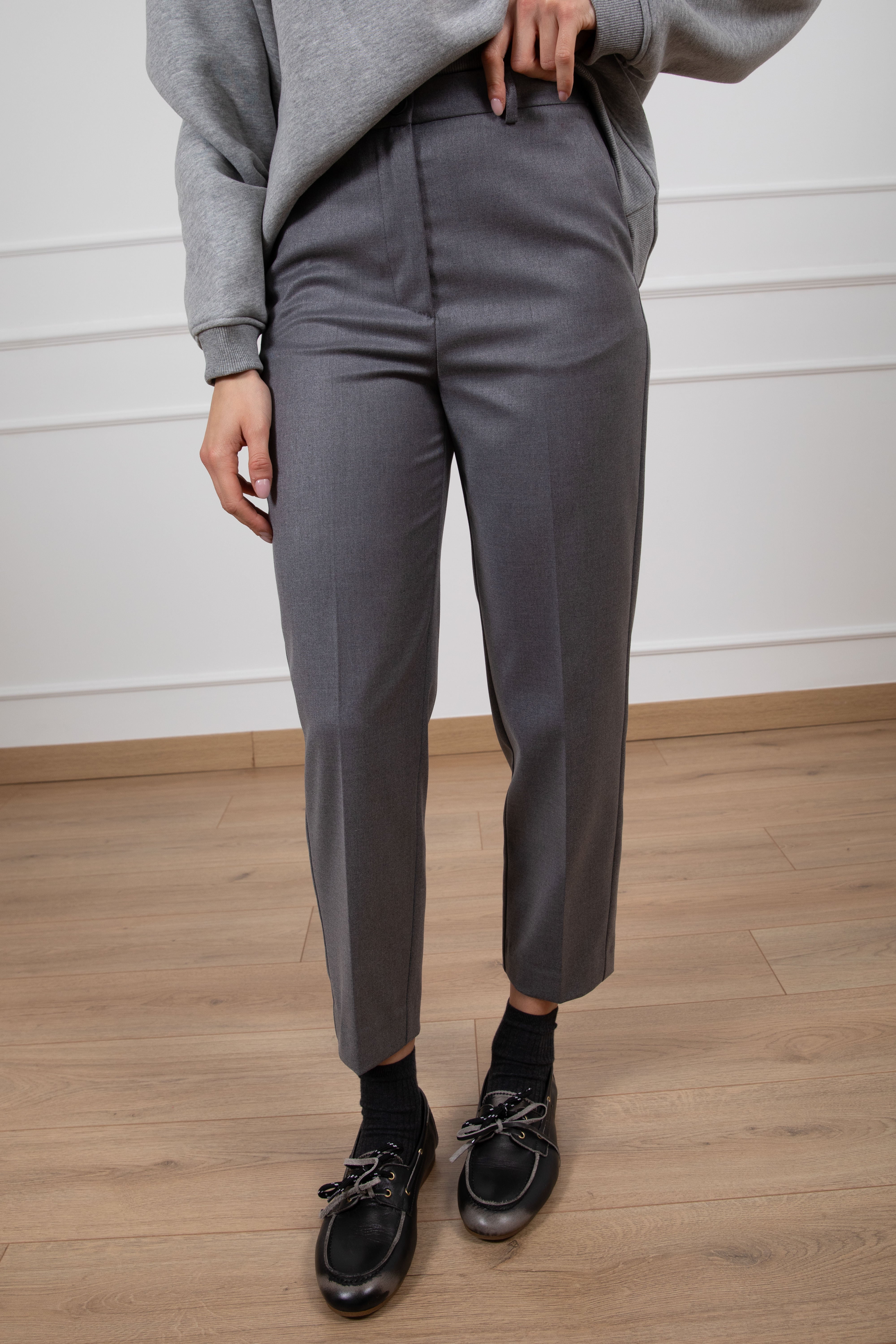 Pantalone a sigaretta in calda viscosa elastico sul retro ViCOLO