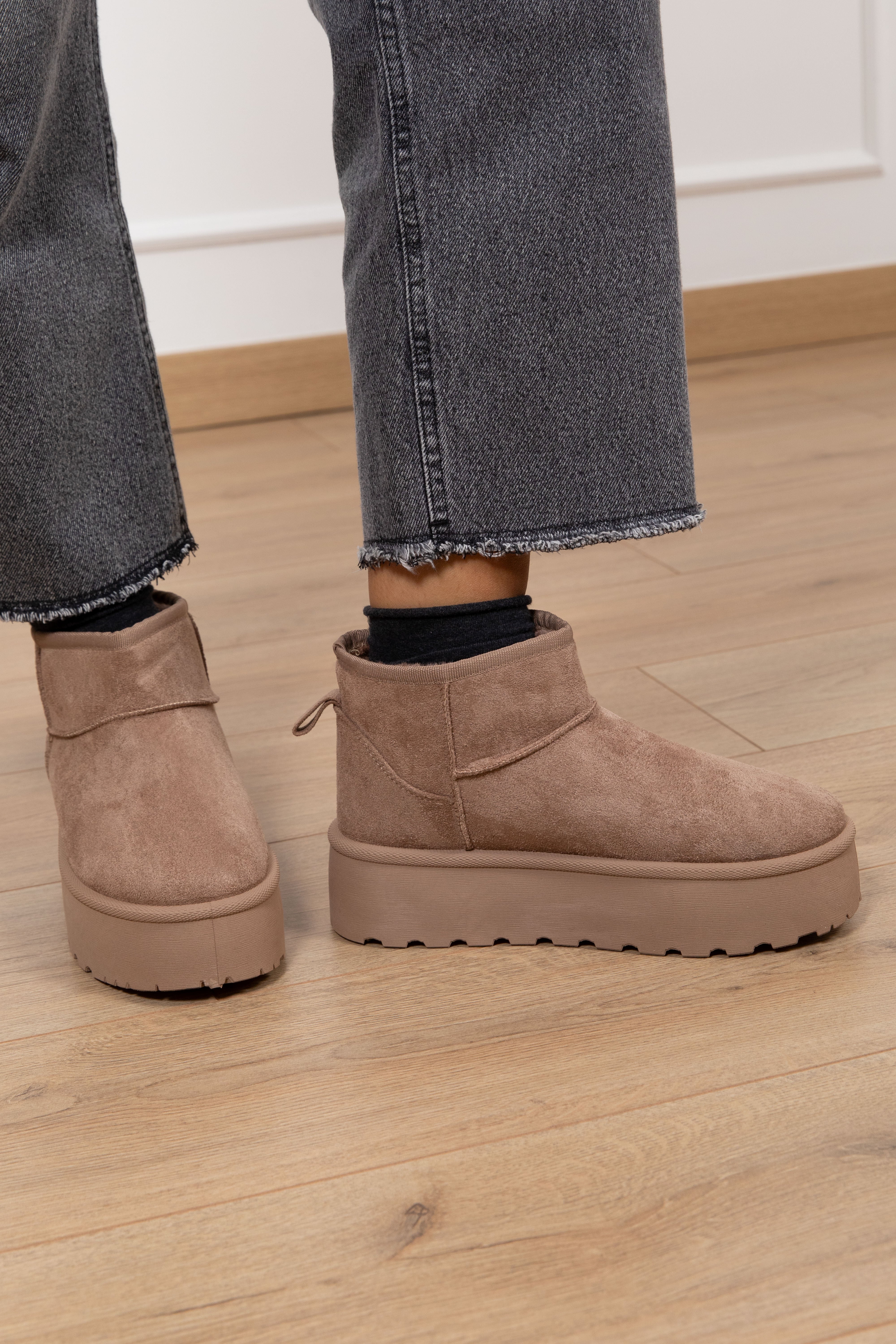 Stivaletto platform in camoscio Susy Mix