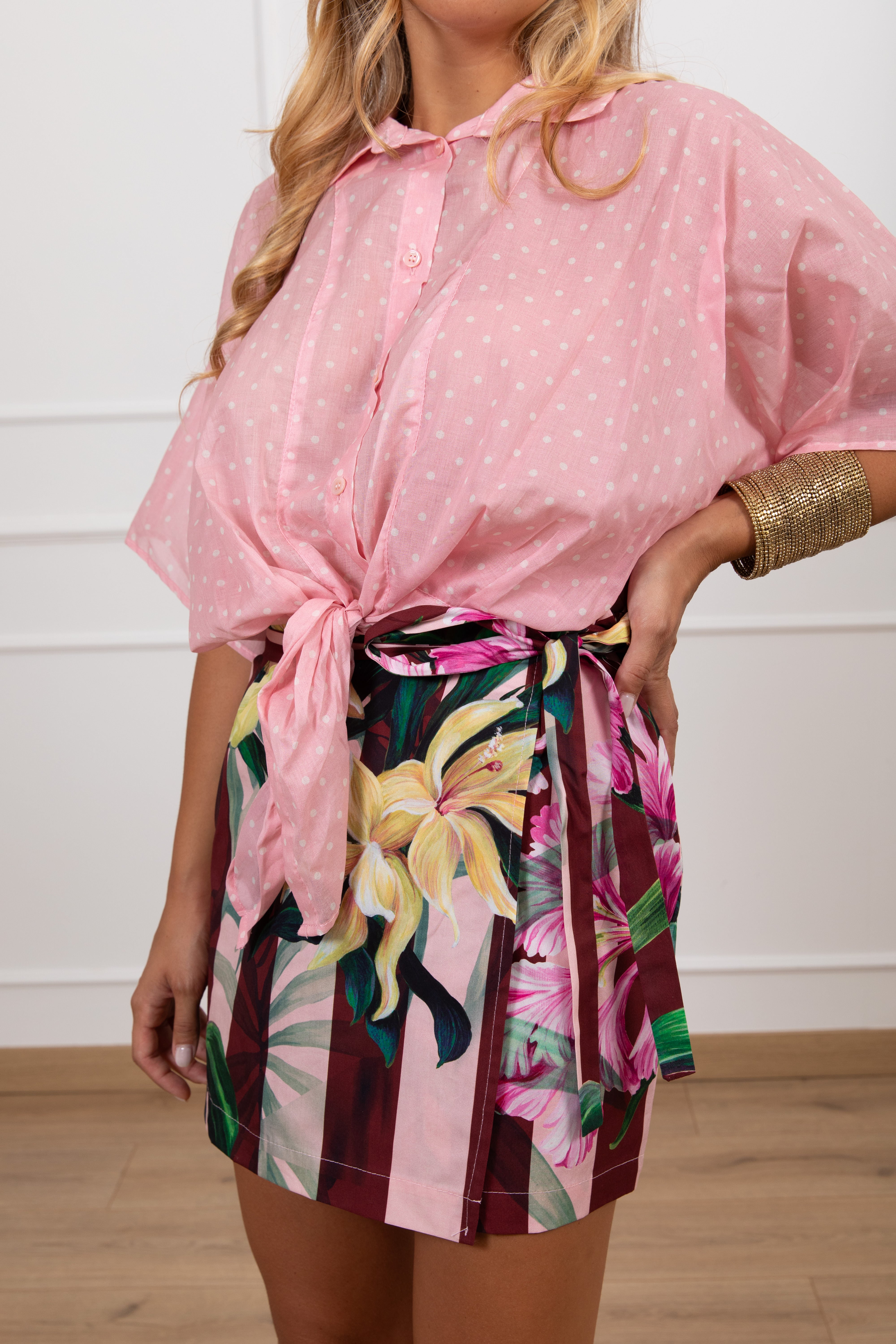 Coordinato camicia a pois e gonna corta pareo fantasia flowers ViCOLO