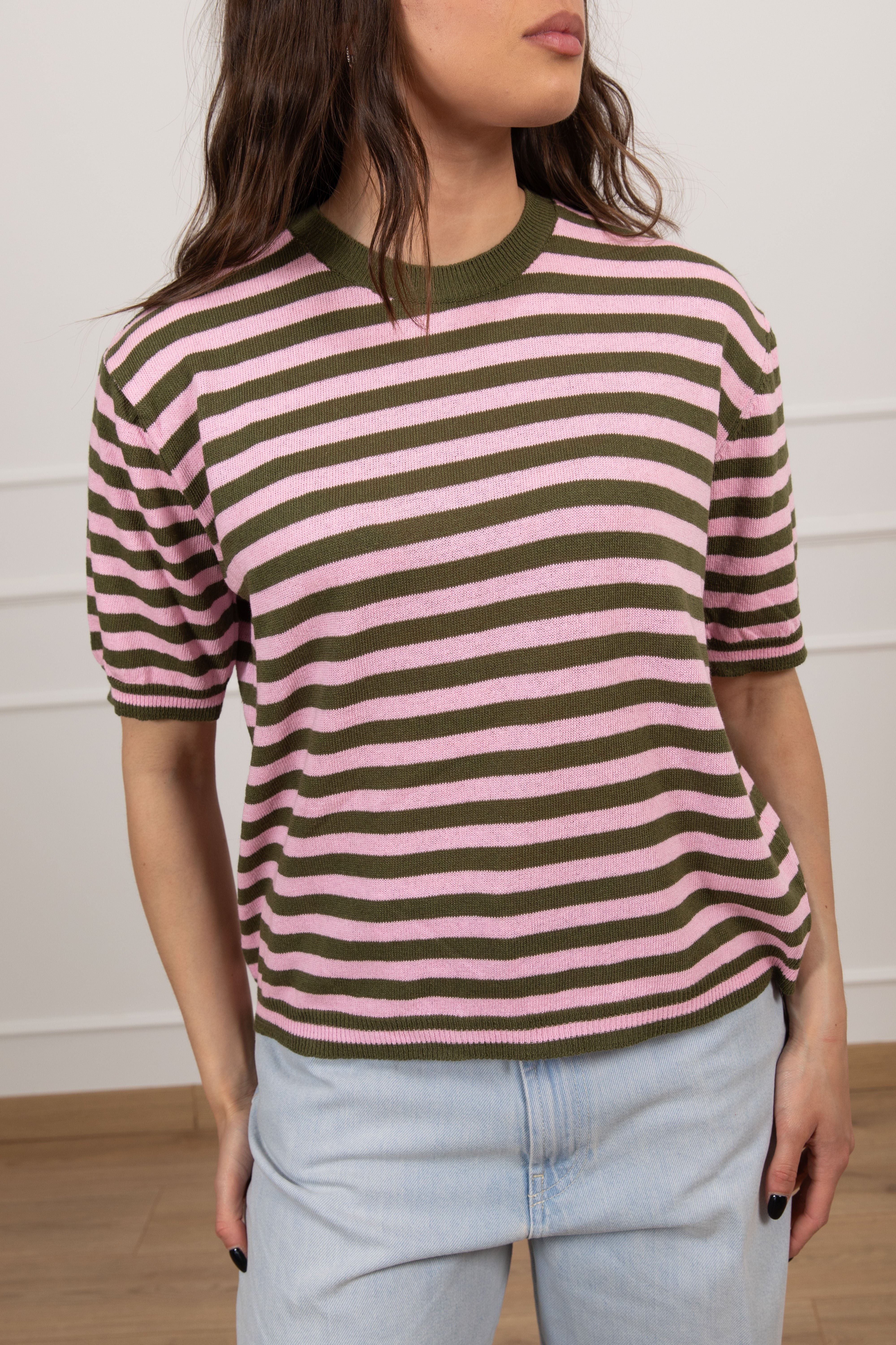 T-shirt in maglia a righe Motel