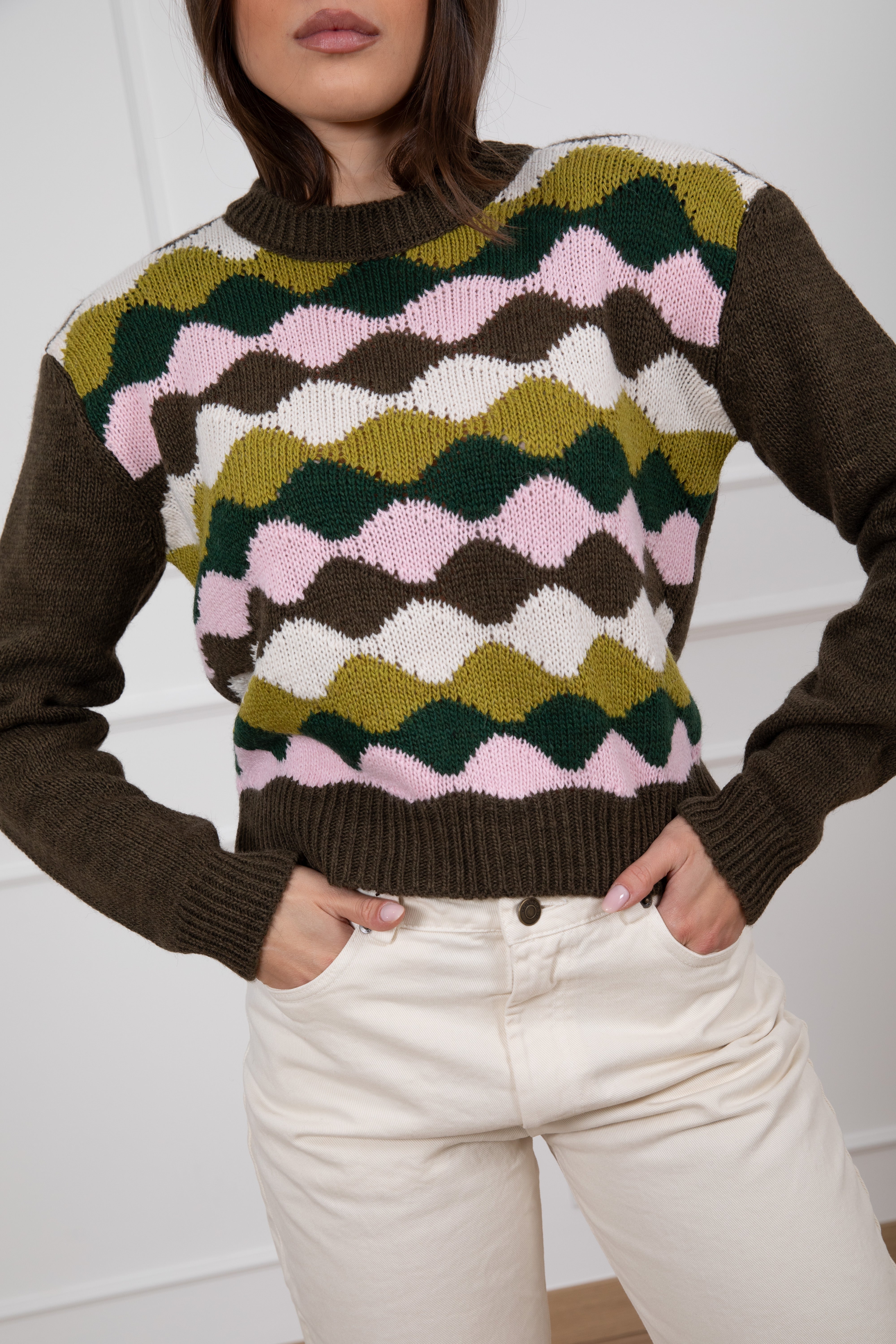 Pull motivo rombi con spallina imbottita ViCOLO
