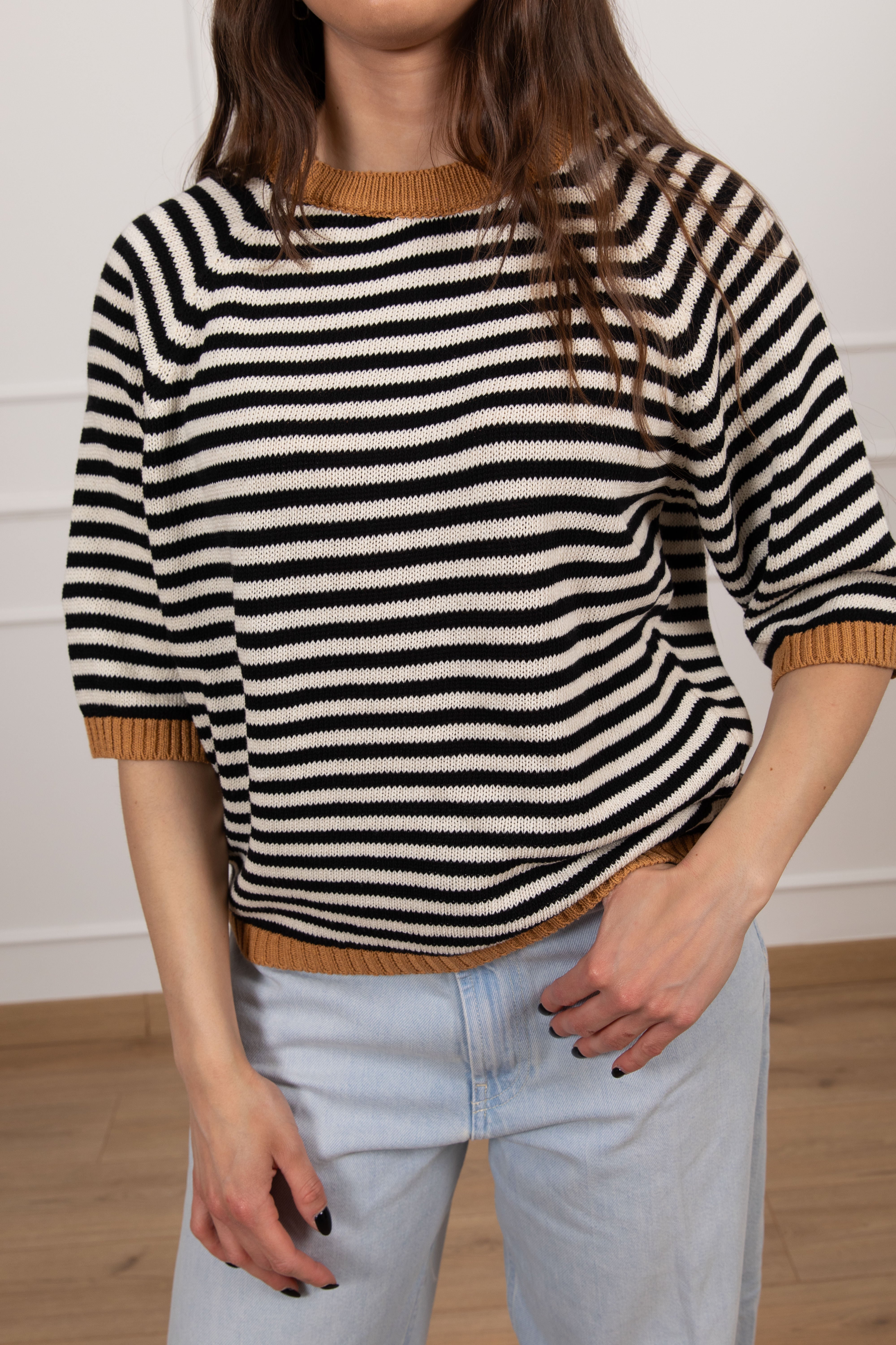 Maglia manica corta a righe con profili a contrasto Tensione IN
