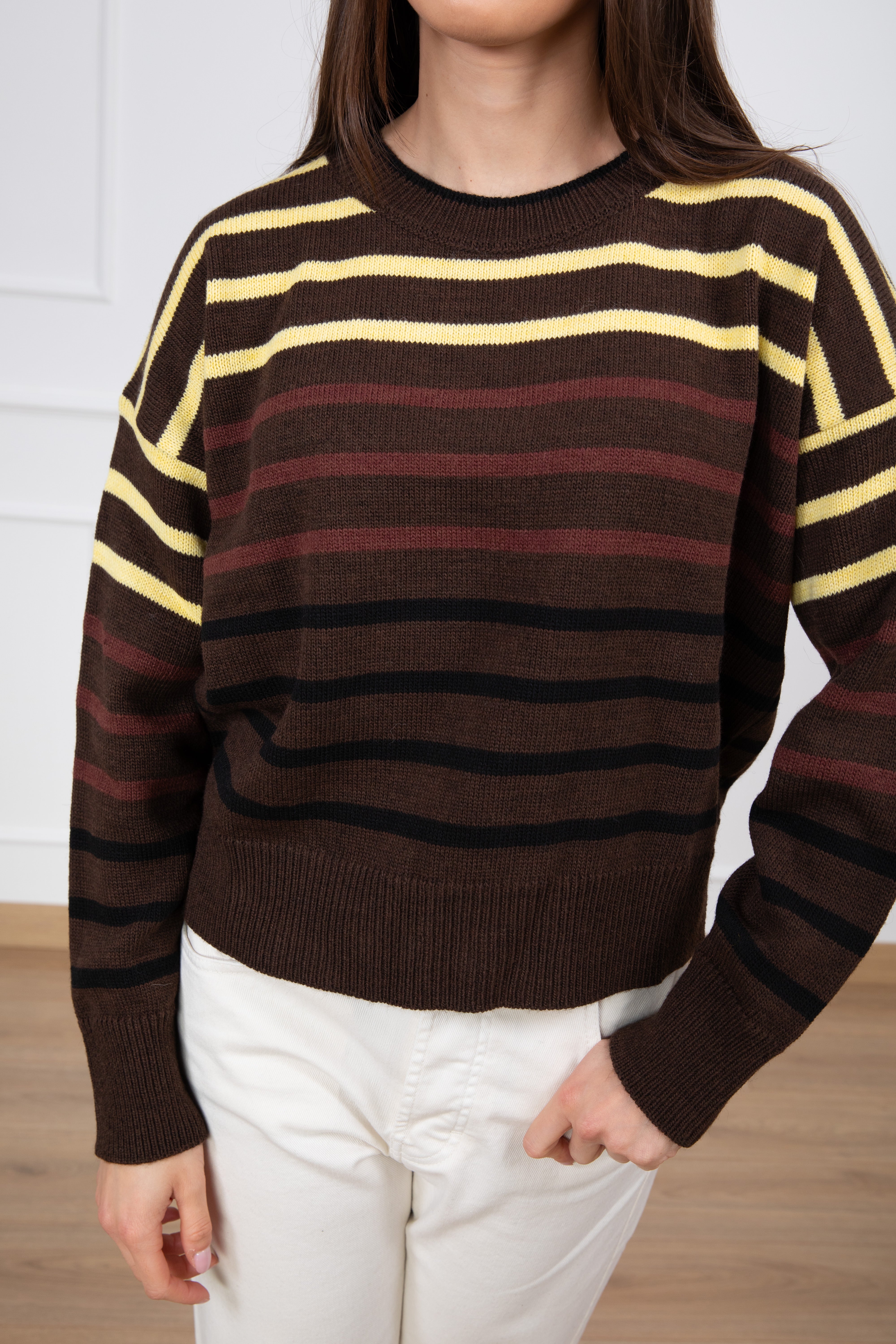 Pull girocollo a righe sottili multicolor ViCOLO