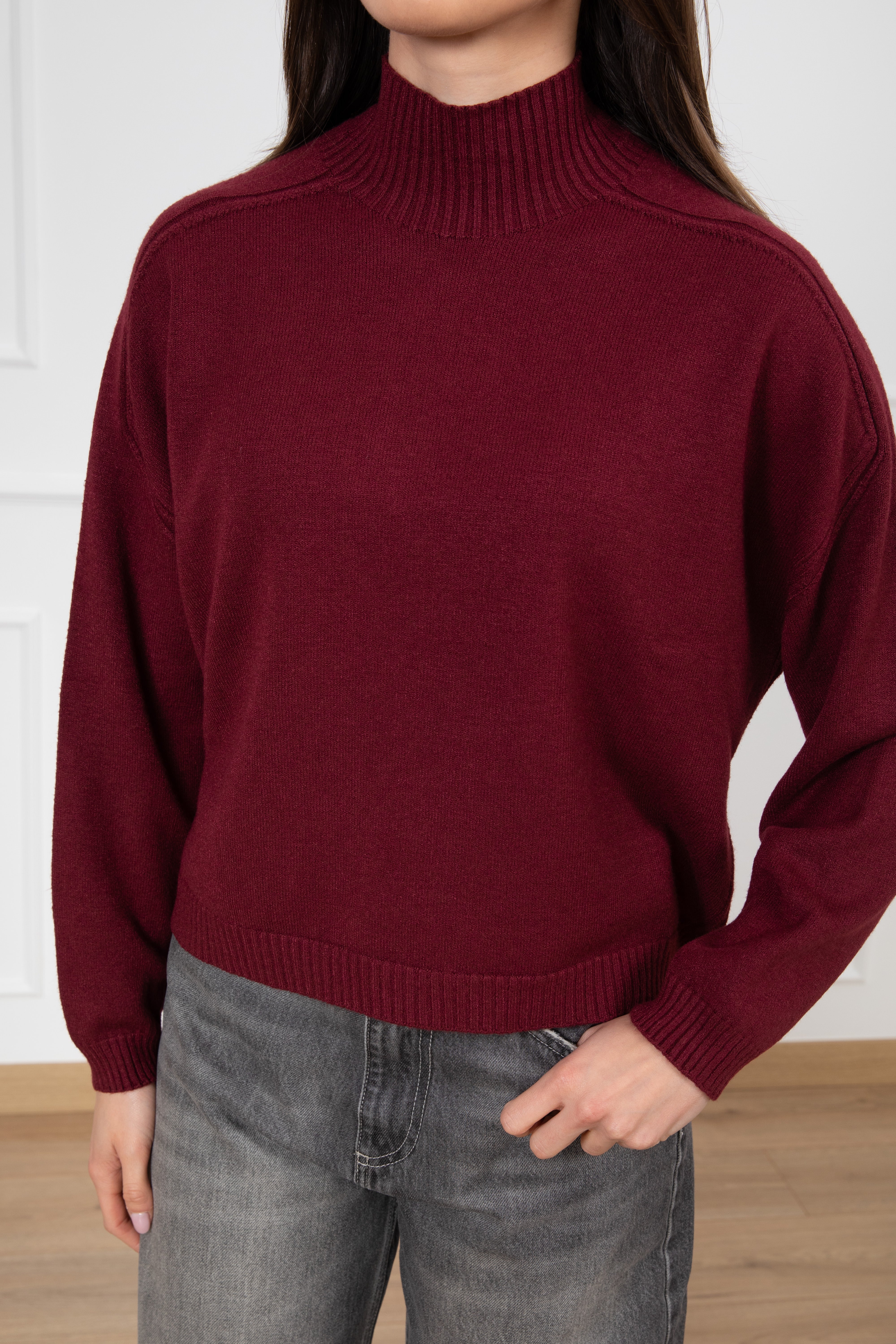 Pull mezzo-collo a scatoletta in viscosa Tensione IN