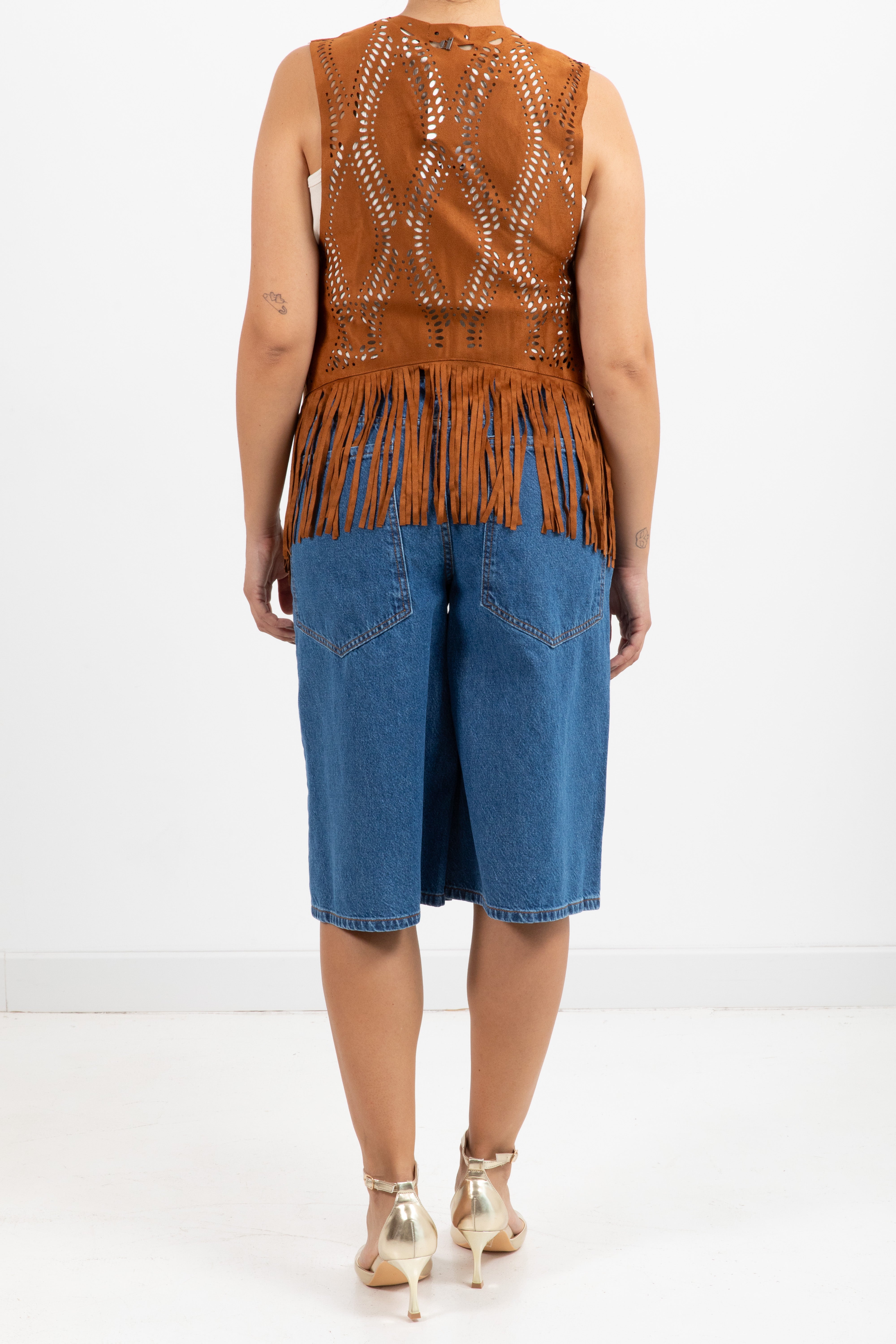 Gilet traforato in eco-camoscio con frange Dixie
